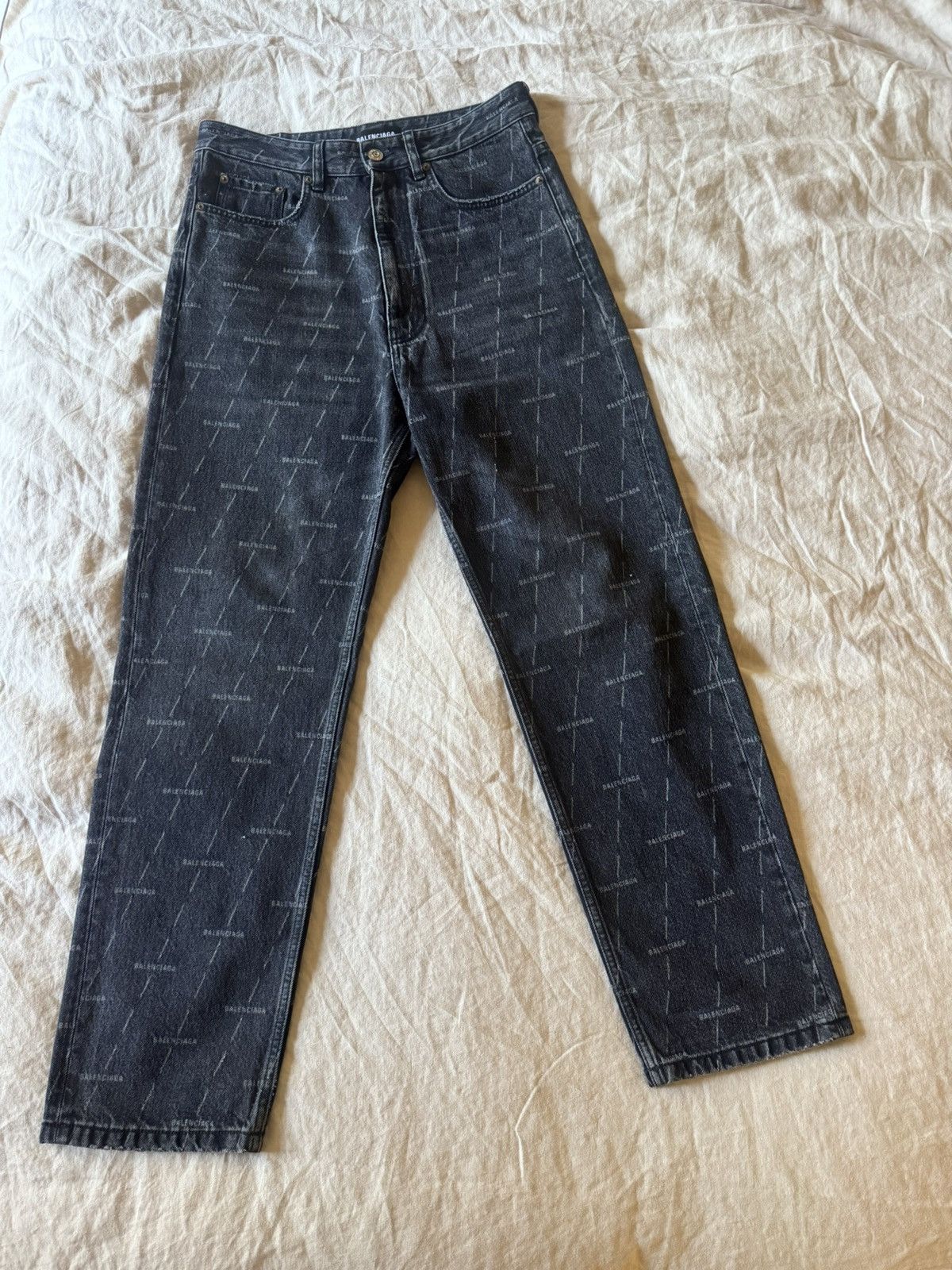 Balenciaga Balenciaga Allover Logo Denim Jeans Size US 30 / EU 46 - 1 Thumbnail