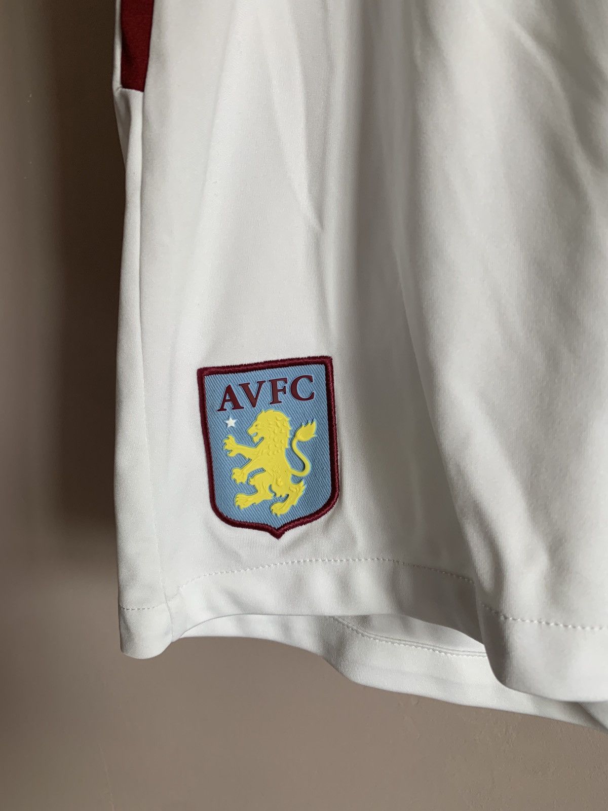 Other Aston Villa Home Football Shorts Luke Sport Soccer Size M Size US 32 / EU 48 - 3 Thumbnail