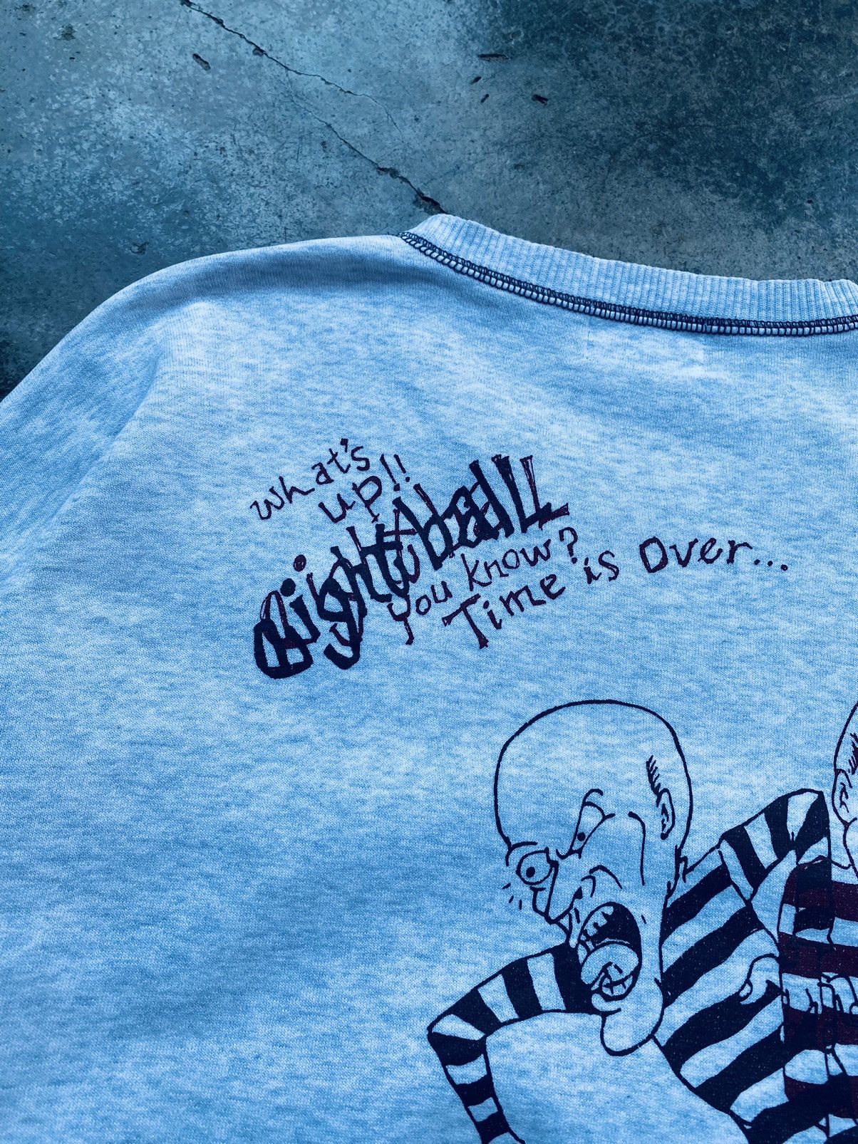 Vintage Vintage 90s Eight Ball Skateboard Back Print Sweatshirt Rare Size US L / EU 52-54 / 3 - 9 Thumbnail