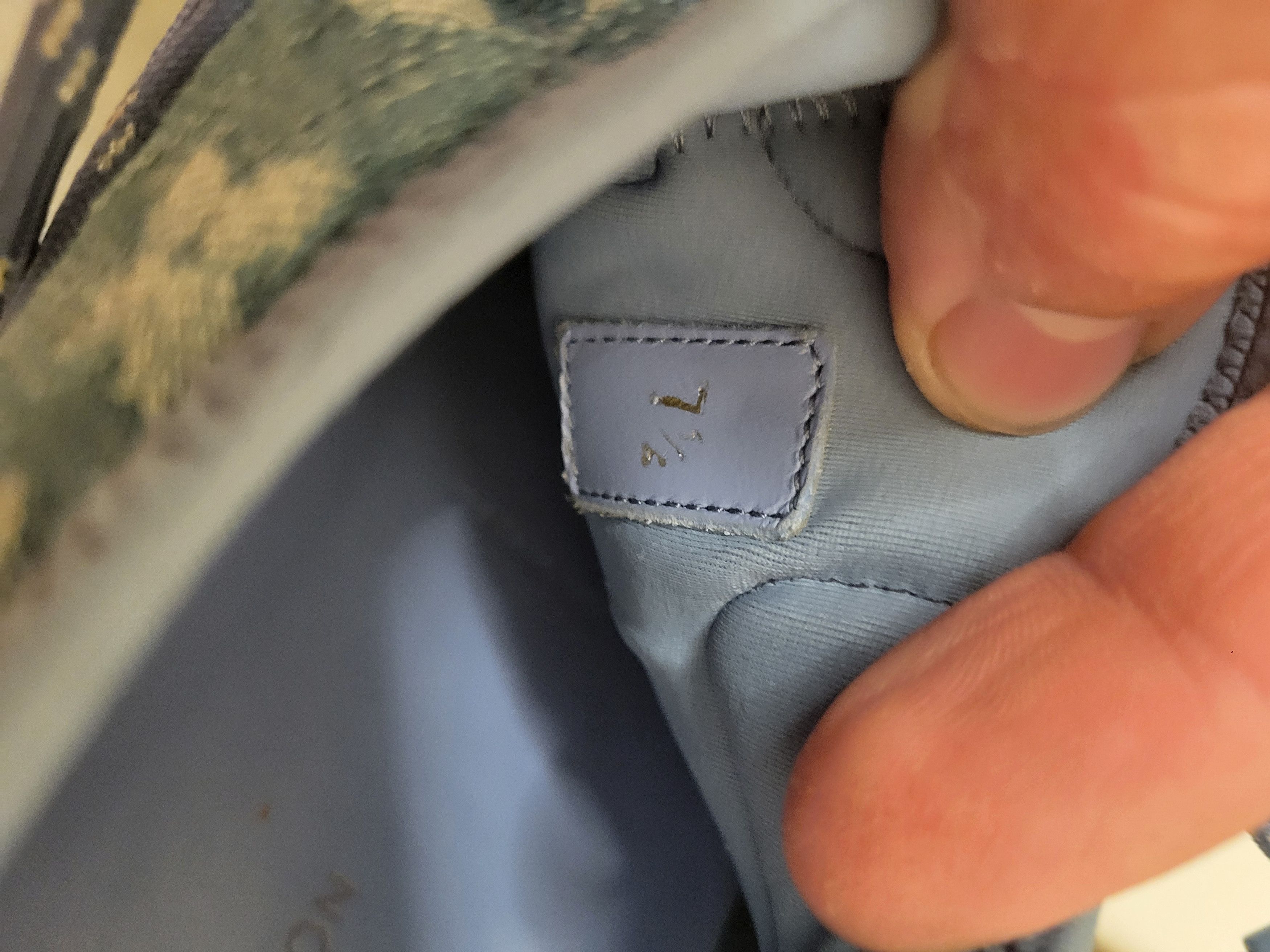 Louis Vuitton Louis vuitton Fastlane monogram denim sneakers Size US 7.5 / EU 40-41 - 6 Thumbnail