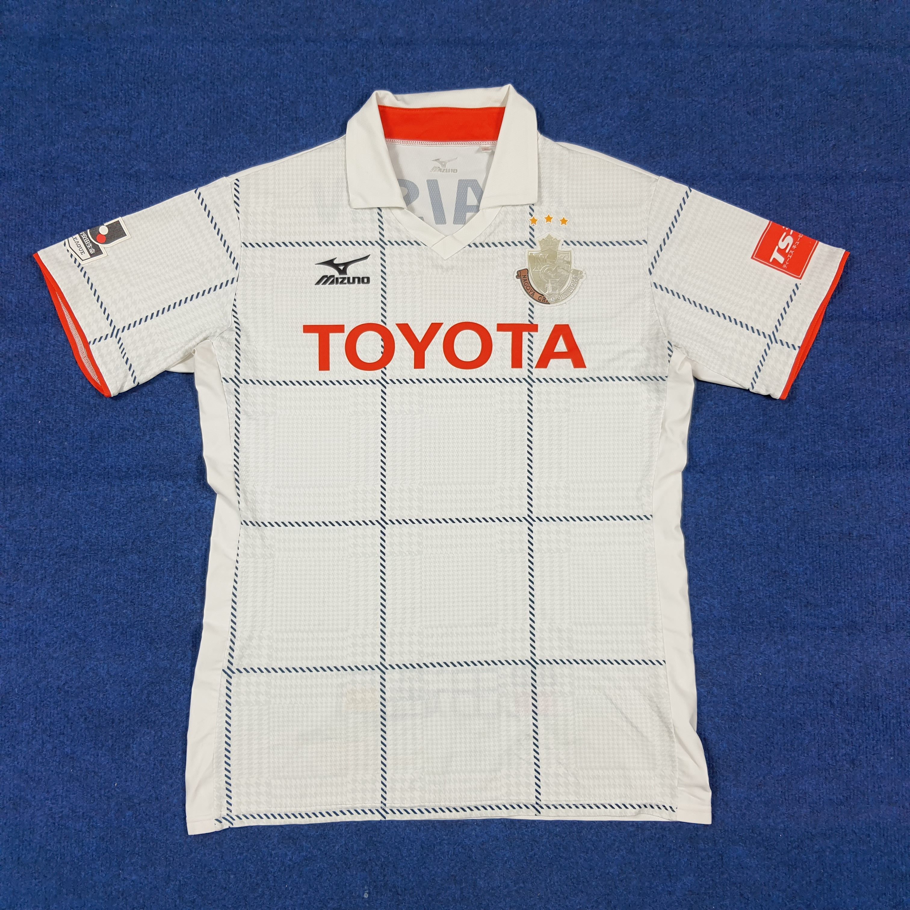 Mizuno Vintage Nagoya Grampus Eight J-League Away Jersey C285N56 Size US M / EU 48-50 / 2 - 1 Thumbnail