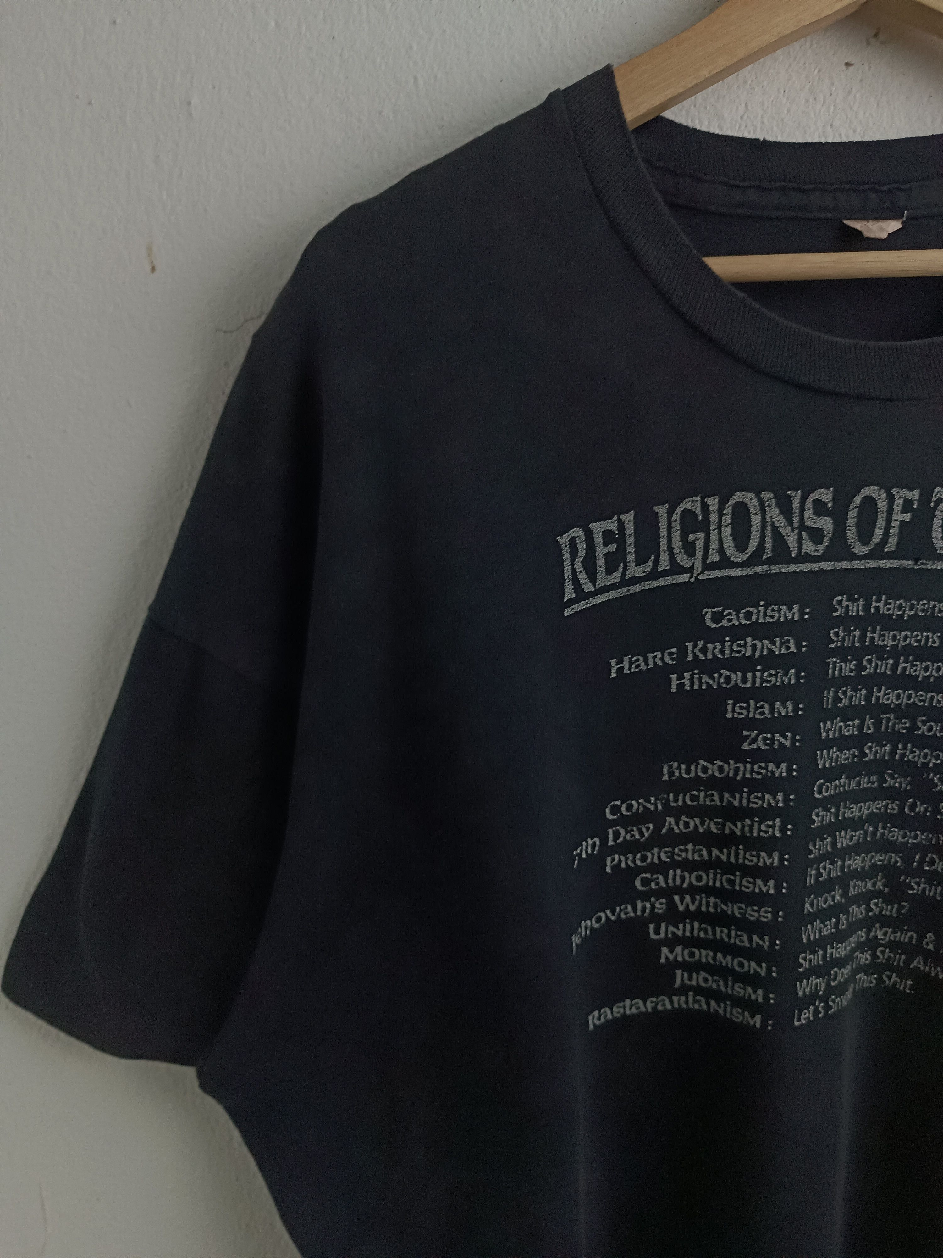 Vintage THRASHED FADED VINTAGE 90'S RELIGIONS OF T WORLD HUMOR FUNNY Size US XL / EU 56 / 4 - 6 Thumbnail