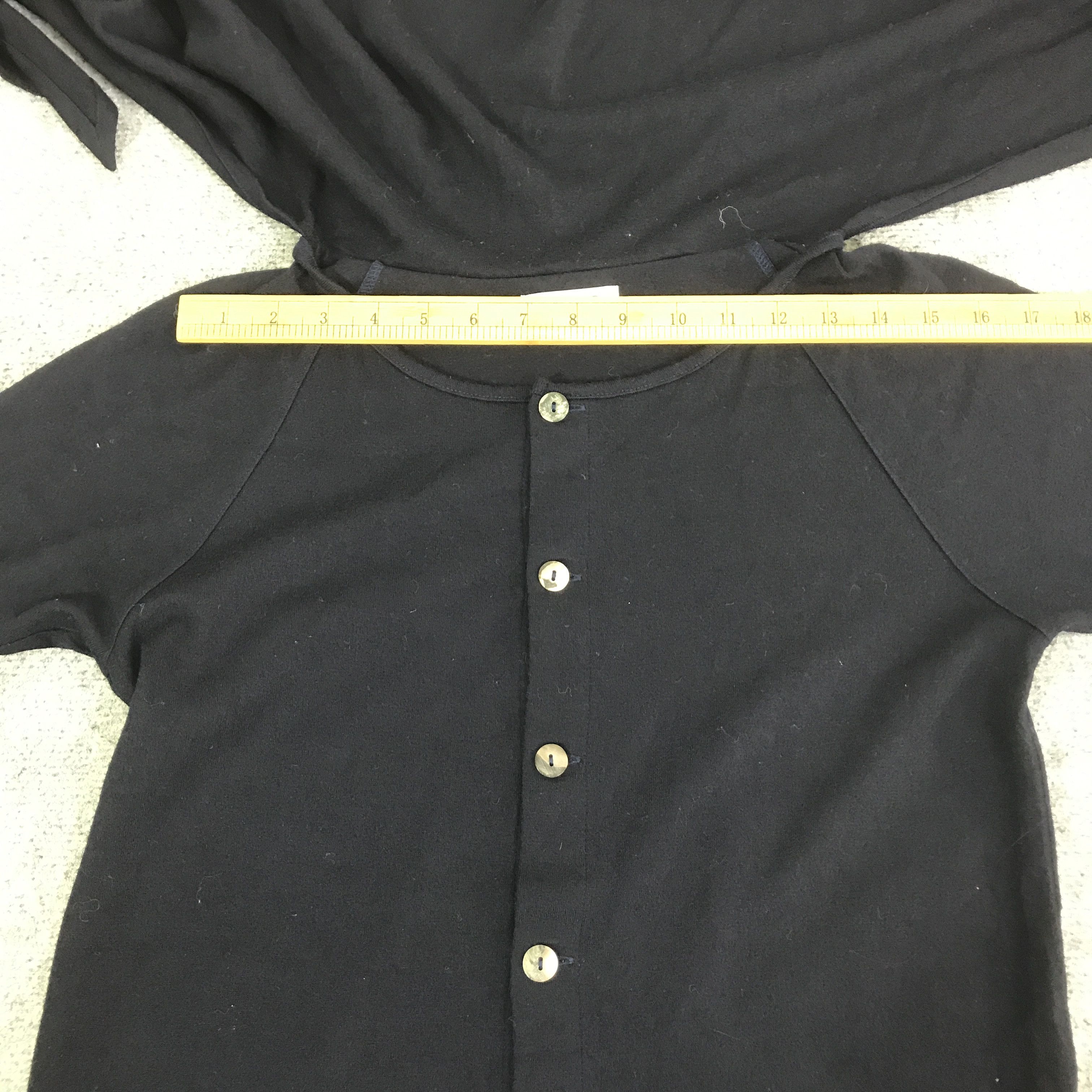Issey Miyake ISSEY MIYAKE BUTTON UP CARDIGAN JACKET Size US M / EU 48-50 / 2 - 5 Thumbnail
