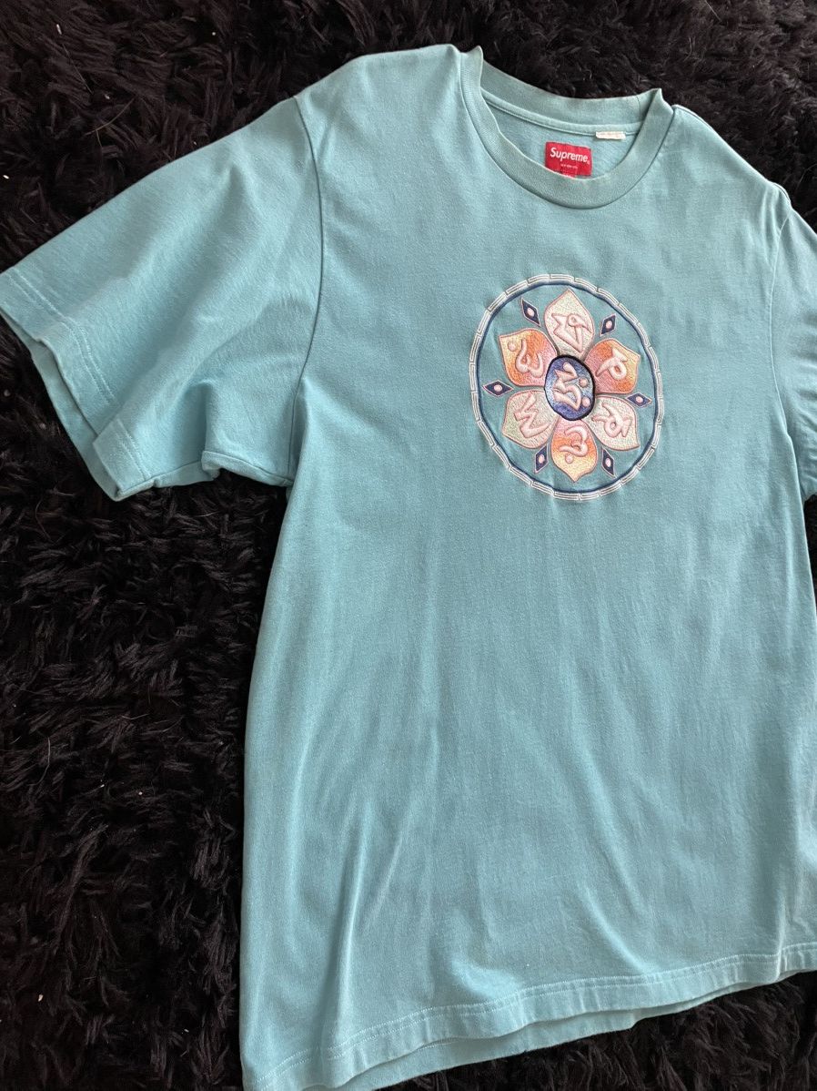 Supreme Supreme Lotus Light Aqua Tee Size US M / EU 48-50 / 2 - 2 Thumbnail