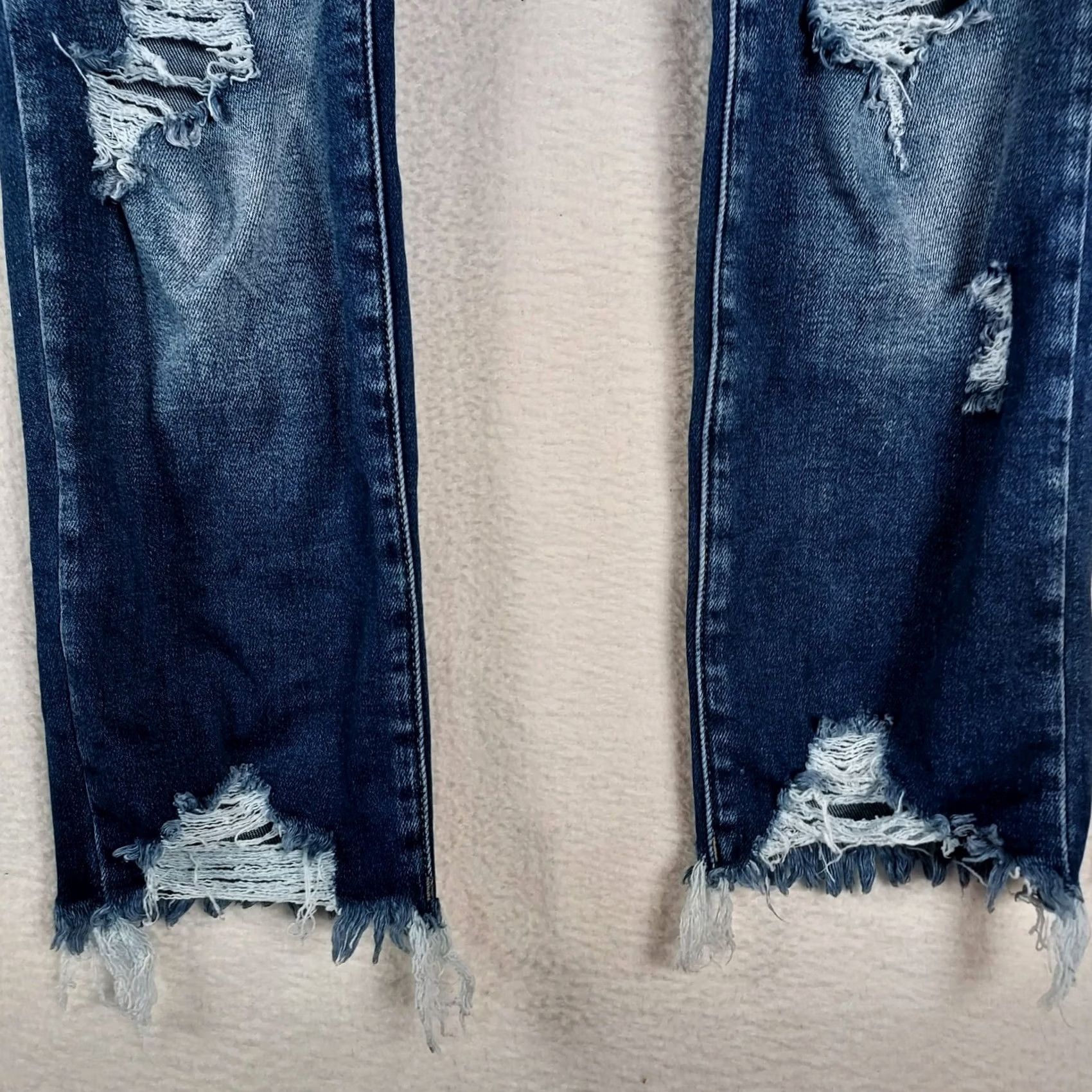 Vintage KanCan Jeans 27 Medium Wash Distressed Stretch Denim Jeans Raw Hem Women Regular Straight 5-Pocket Zip Size 27" / US 4 / IT 40 - 4 Thumbnail