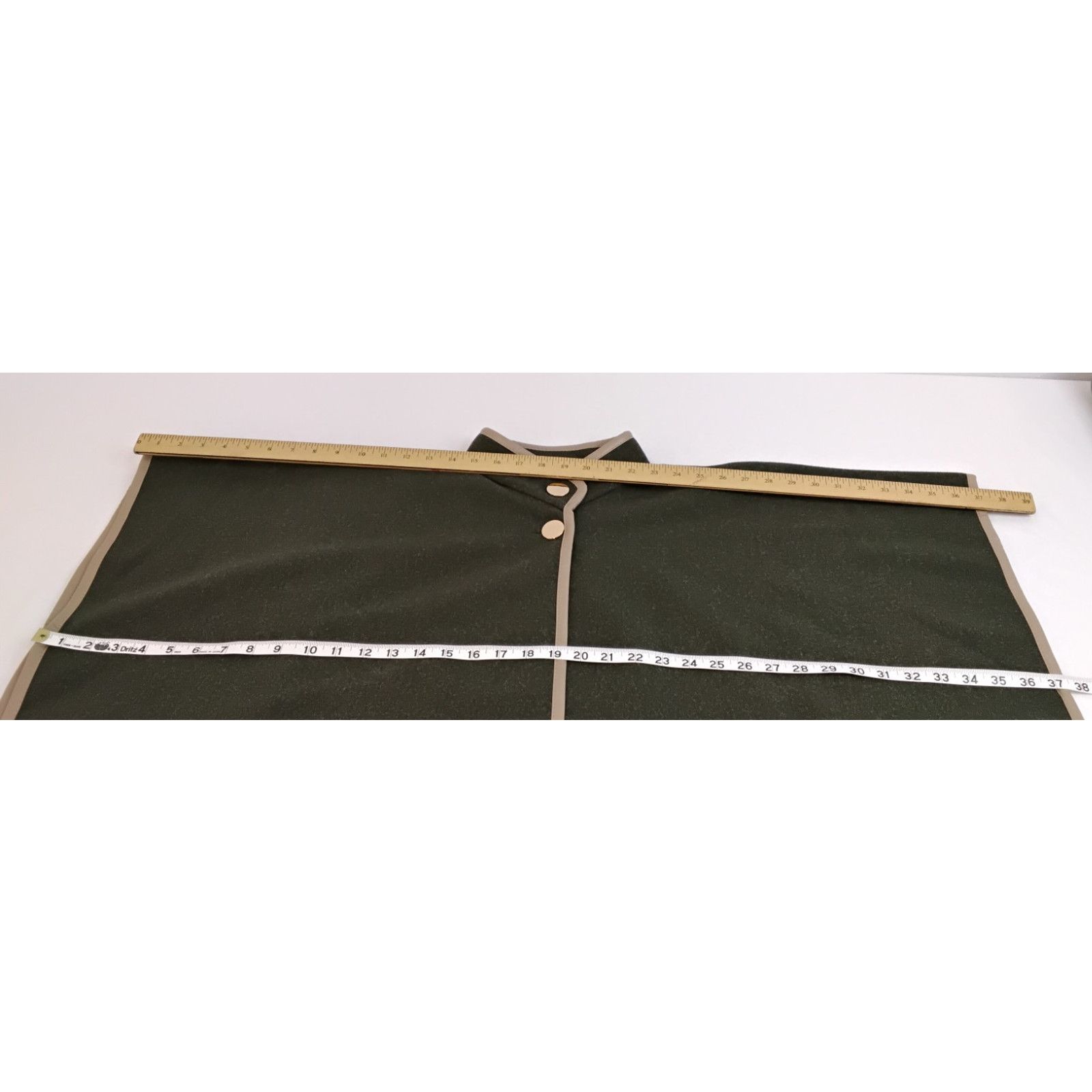 Other Rachel Zoe Poncho Cape One Size Green Olive Tan Trim NWT Size L / US 10 / IT 46 - 14 Thumbnail
