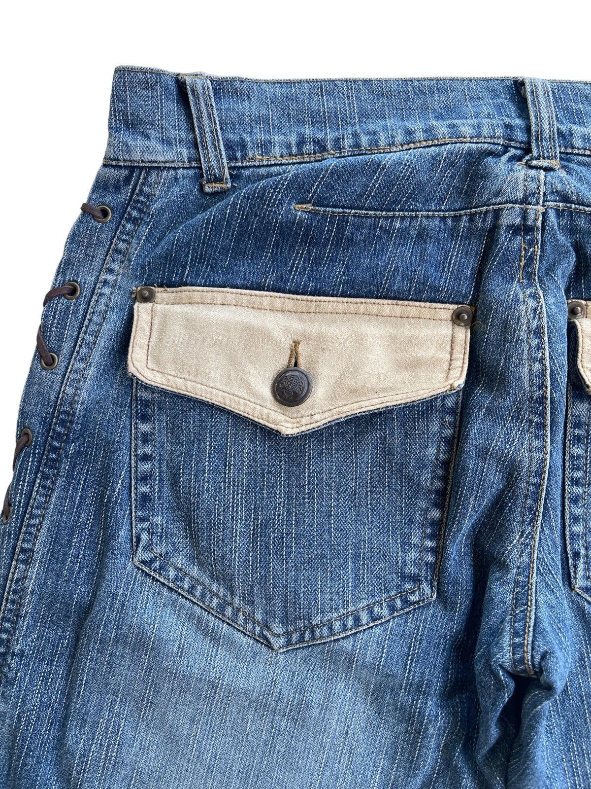 Japanese Brand Vintage Japanese Distressed Flared Jeans Size US 31 - 10 Thumbnail