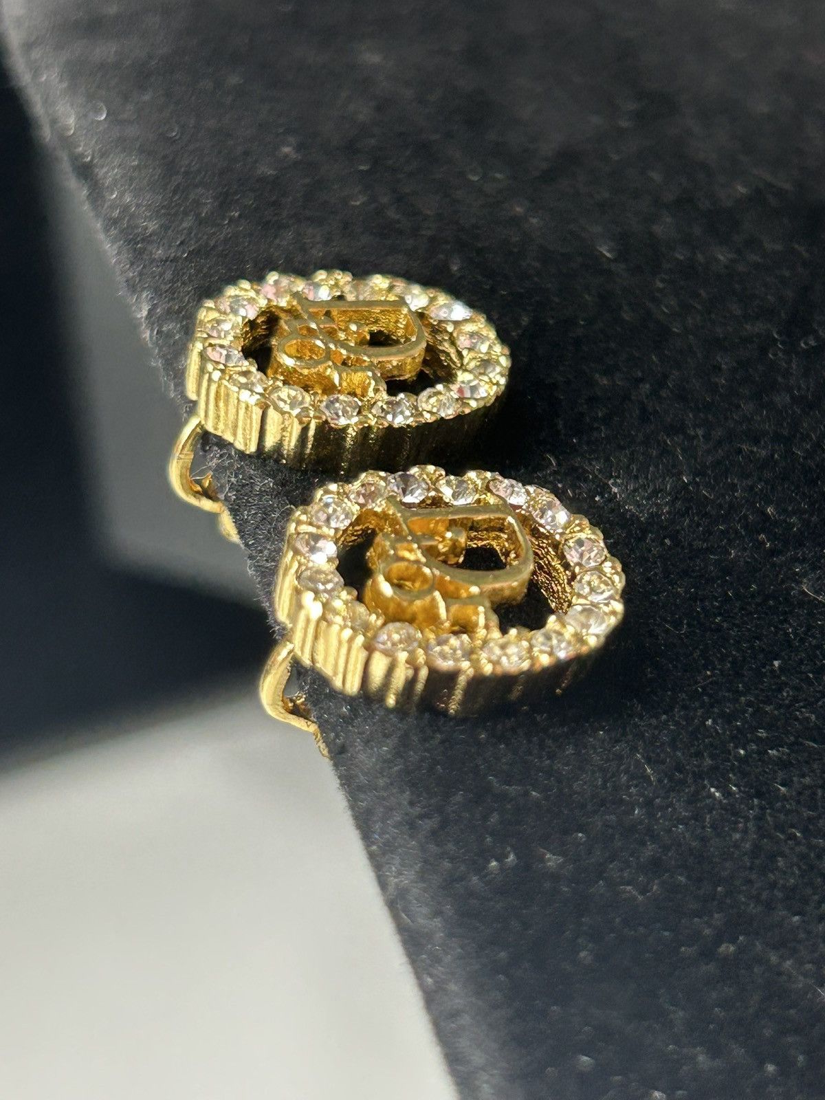 Dior Vintage Dior Rhinestone Gold Plated Oval Clip on Earrings Size ONE SIZE - 9 Thumbnail