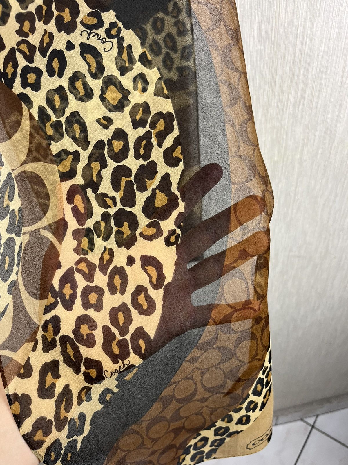Coach × Designer Coach silk scarf handkerchief monogram logo leopard sexy Size ONE SIZE - 6 Thumbnail