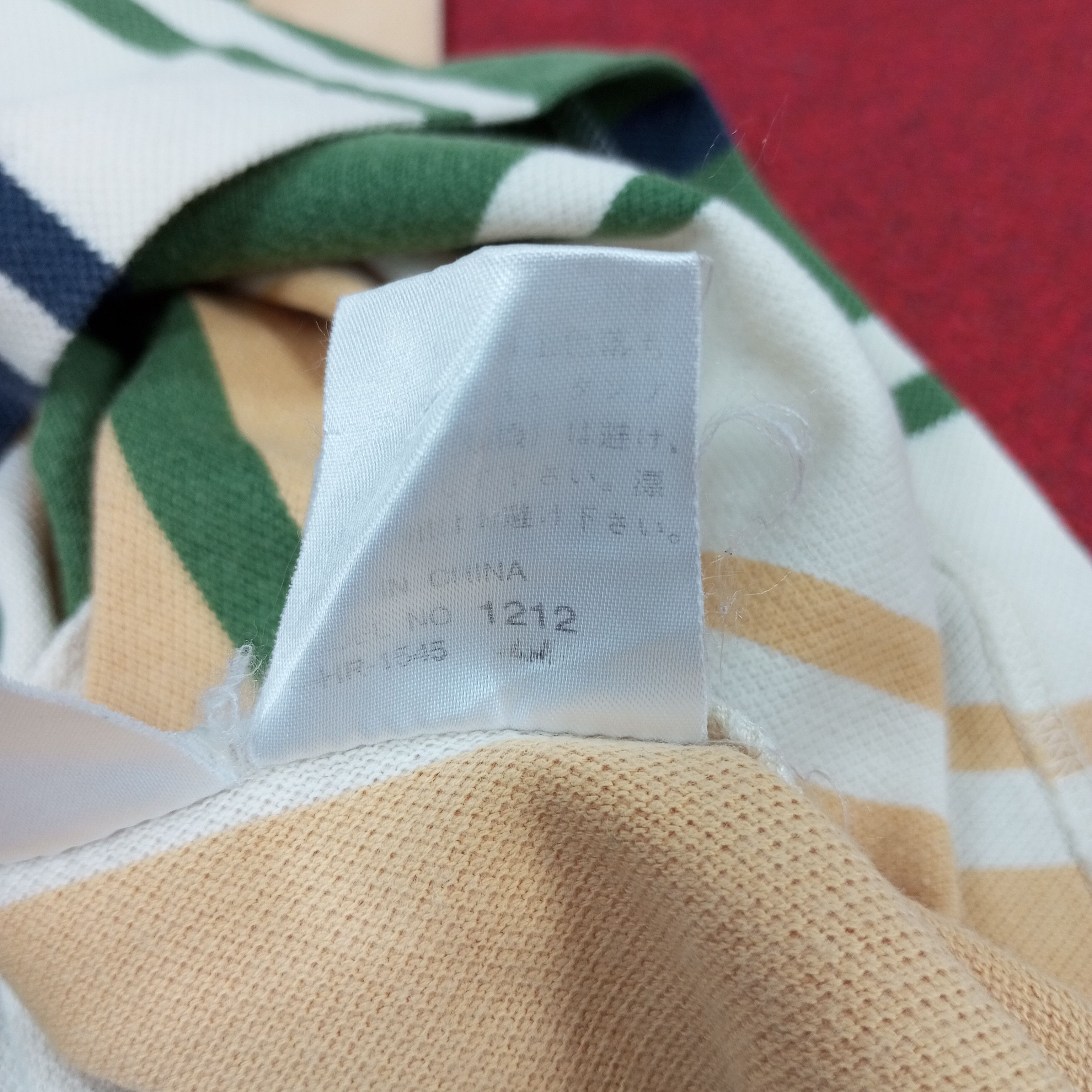 Vintage × Yves Saint Laurent Yves Saint Laurent YSL Small Logo Design Luxury Brand Tshirt Size US M / EU 48-50 / 2 - 11 Thumbnail