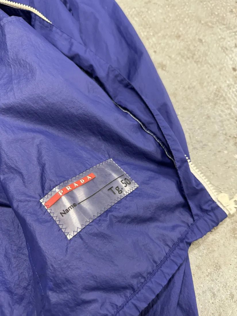 Prada × Vintage SS2007 Prada Royal Blue Light Tactical Hooded Nylon Jacket Size US M / EU 48-50 / 2 - 7 Thumbnail