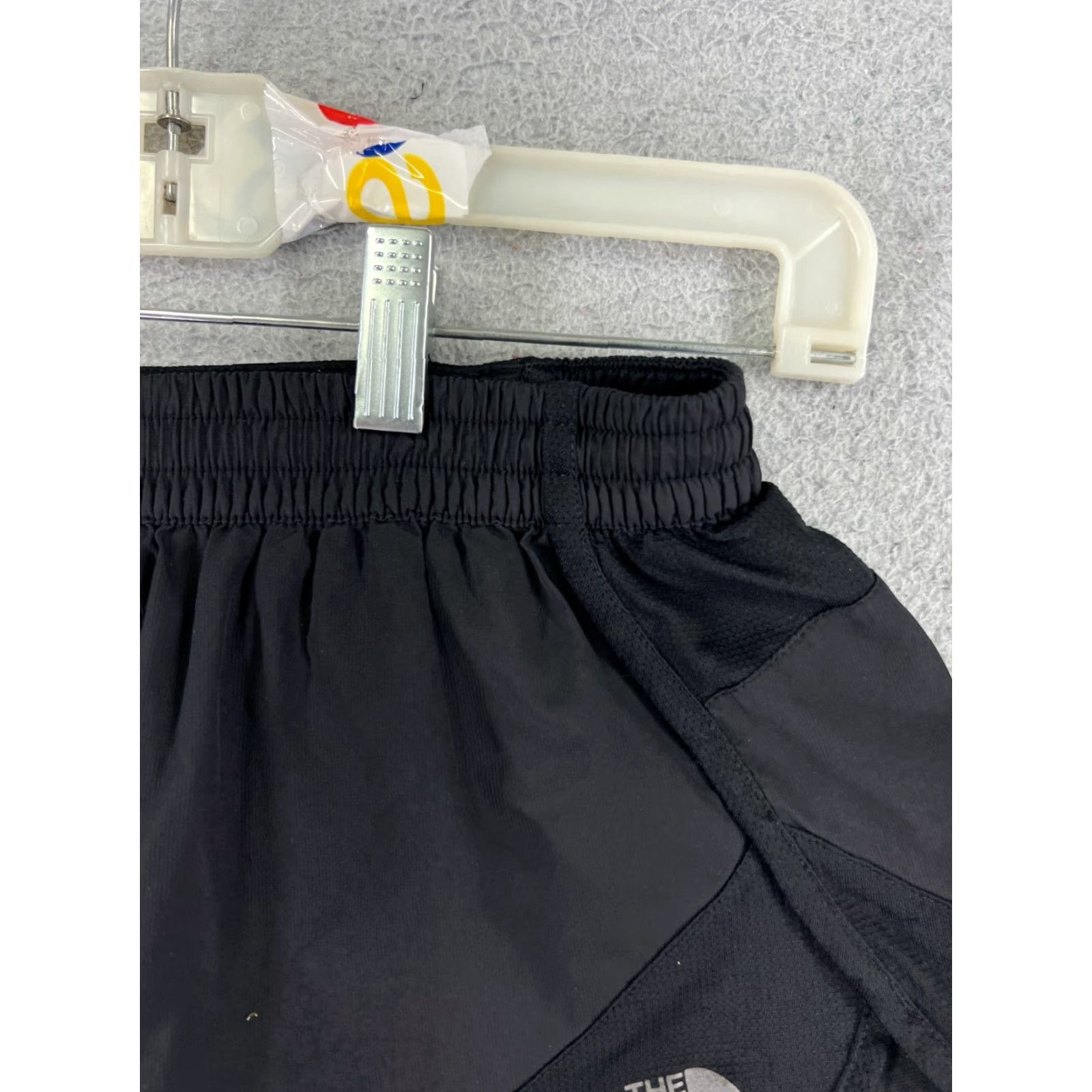 The North Face The North Face Shorts Womens XS Black Flashdry Polyester Elastic READ Size 26" / US 2 / IT 38 - 5 Thumbnail