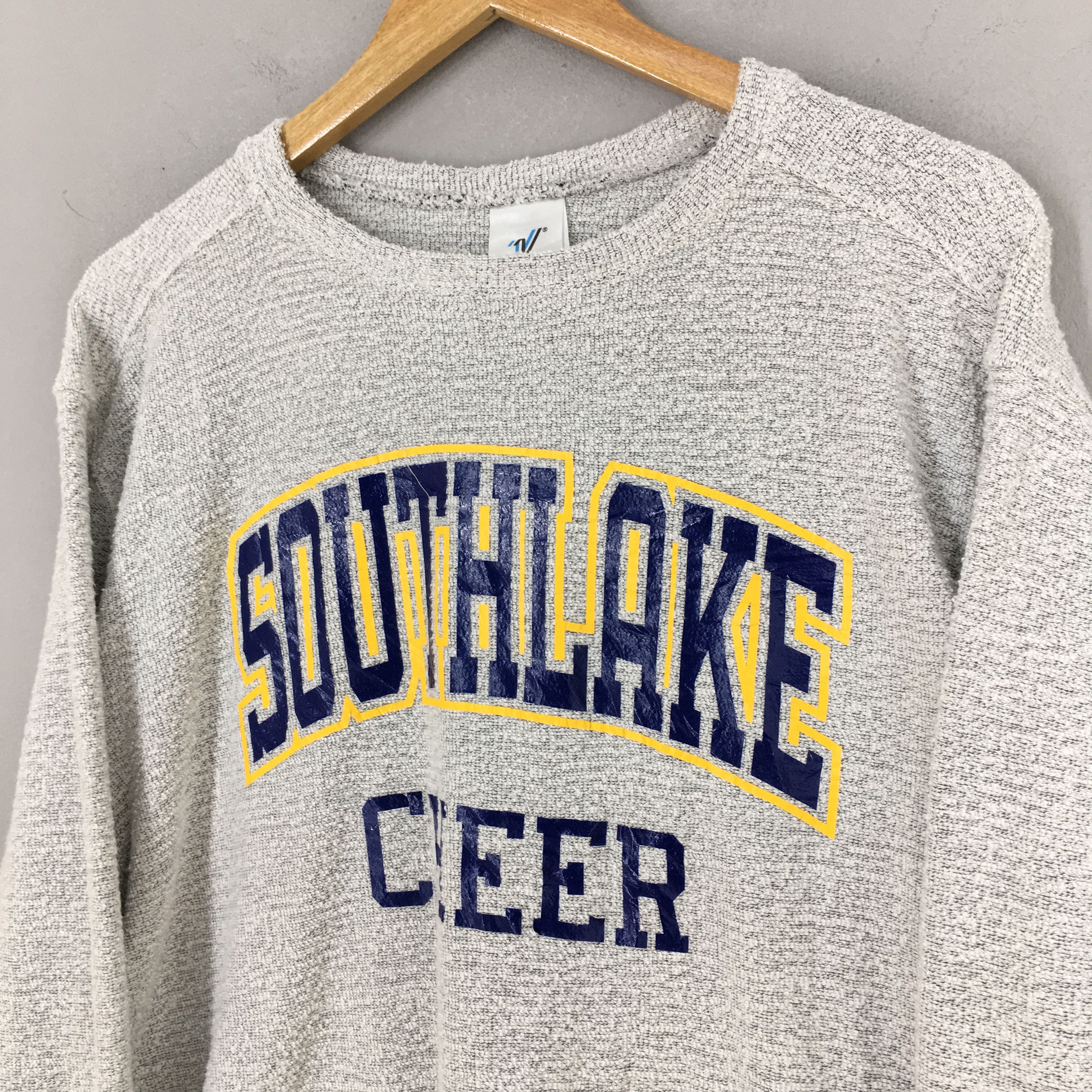 Vintage Vintage Southlake Cheer Texas Gray Sweatshirt Medium Size US M / EU 48-50 / 2 - 3 Thumbnail