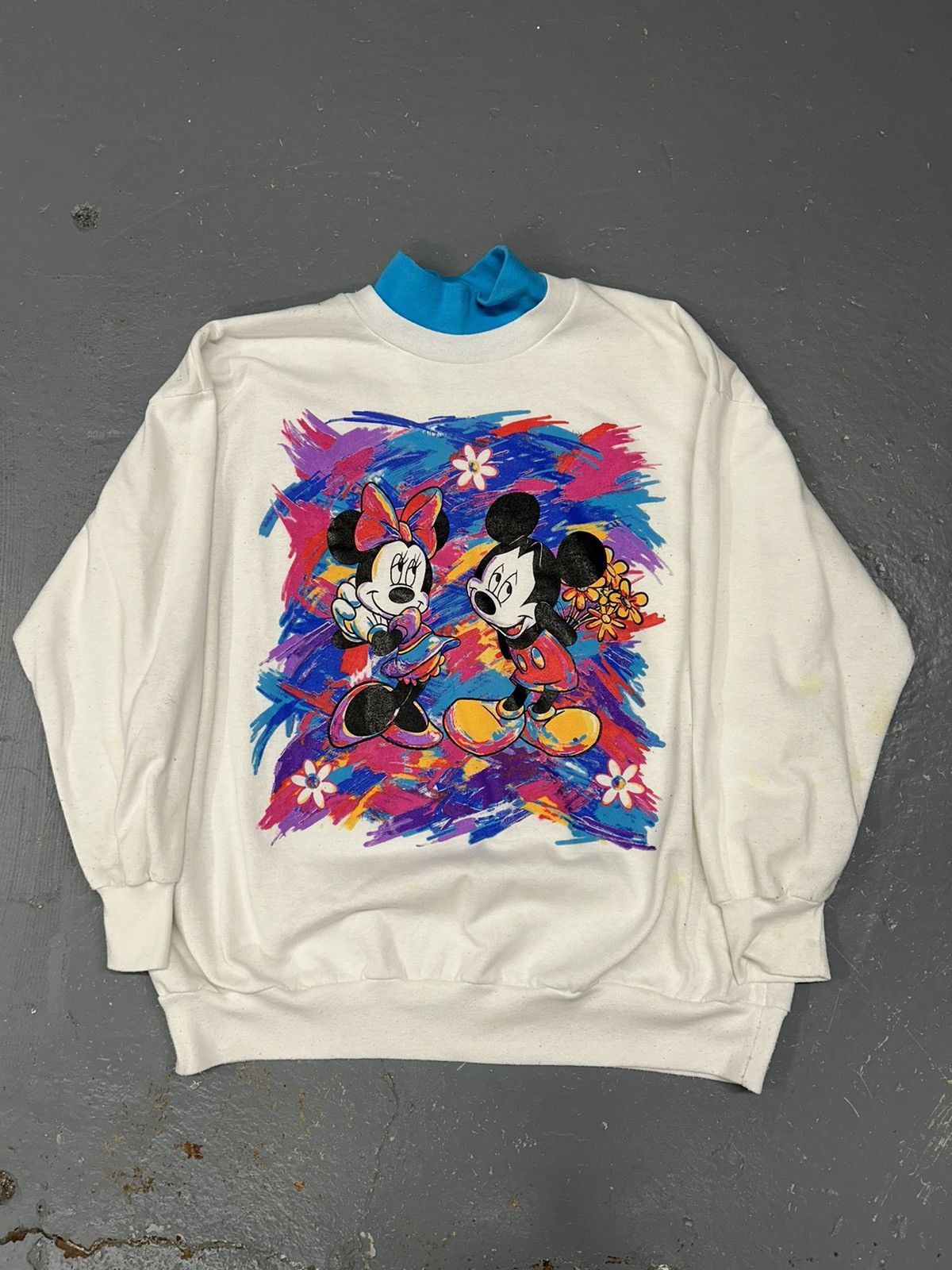 Disney × Mickey Mouse × Vintage Crazy Vintage 90s Essential White Mickey Mouse Crewneck Y2K Size US XL / EU 56 / 4 - 1 Thumbnail