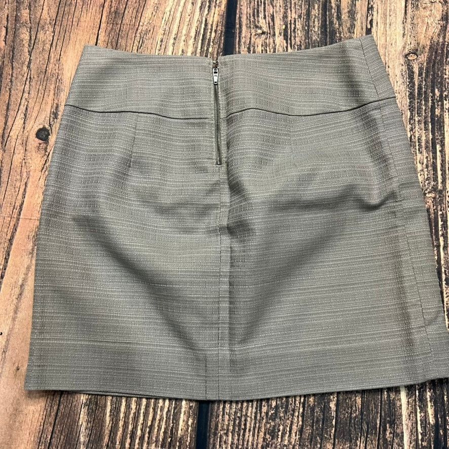 J.Crew J. Crew Women's Beige Mini Skirt Size 0 Short Solid Size 25" / US 0 / IT 36 - 3 Thumbnail