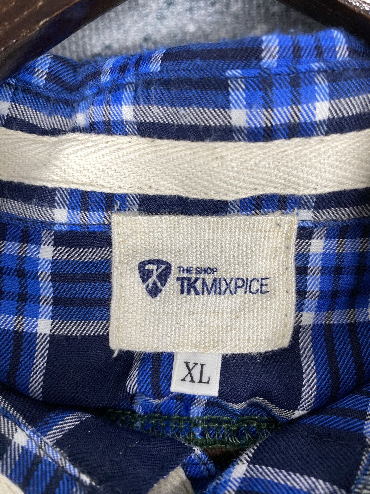 Takeo Kikuchi Vintage Takeo Kikuchi Pullover Hoodies Size US XL / EU 56 / 4 - 8 Thumbnail
