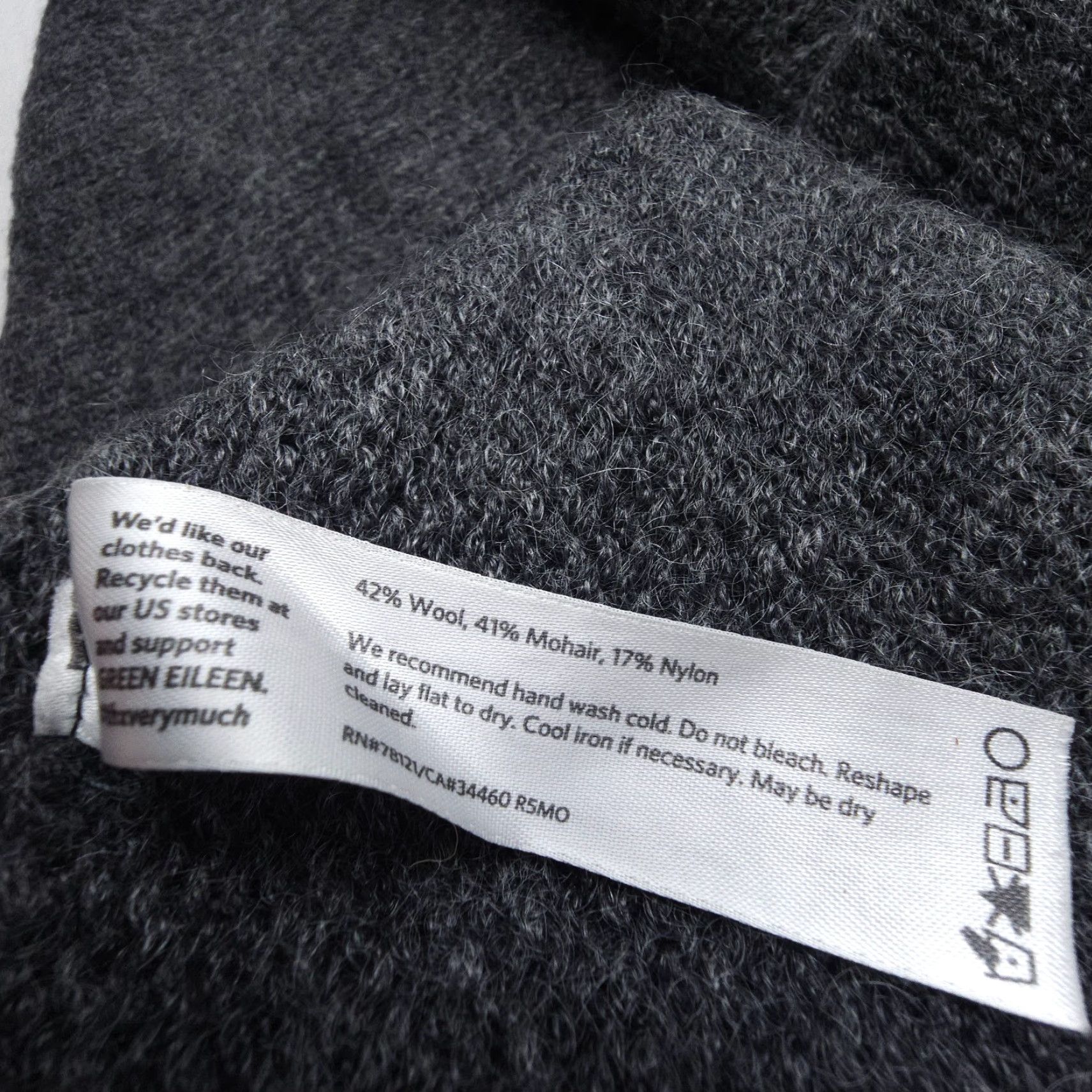 Eileen Fisher VINTAGE Eileen Fisher Asymmetric Hem Wool Mohair Sweater Size Small Gray Pullover Knit Size S / US 4 / IT 40 - 4 Thumbnail