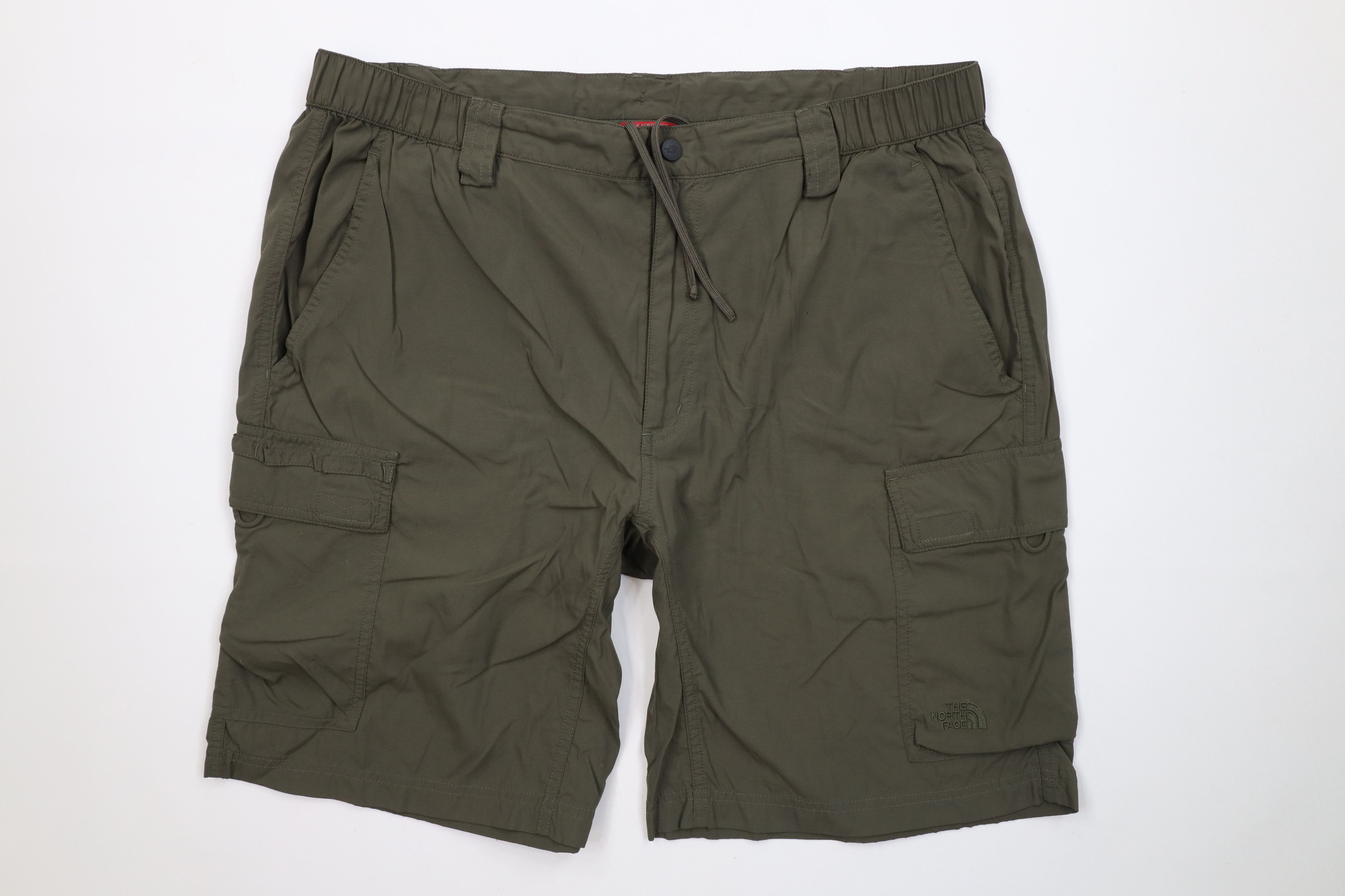 The North Face Vintage The North Face Spell Cargo Shorts Olive Green Nylon Size US 36 / EU 52 - 1 Thumbnail