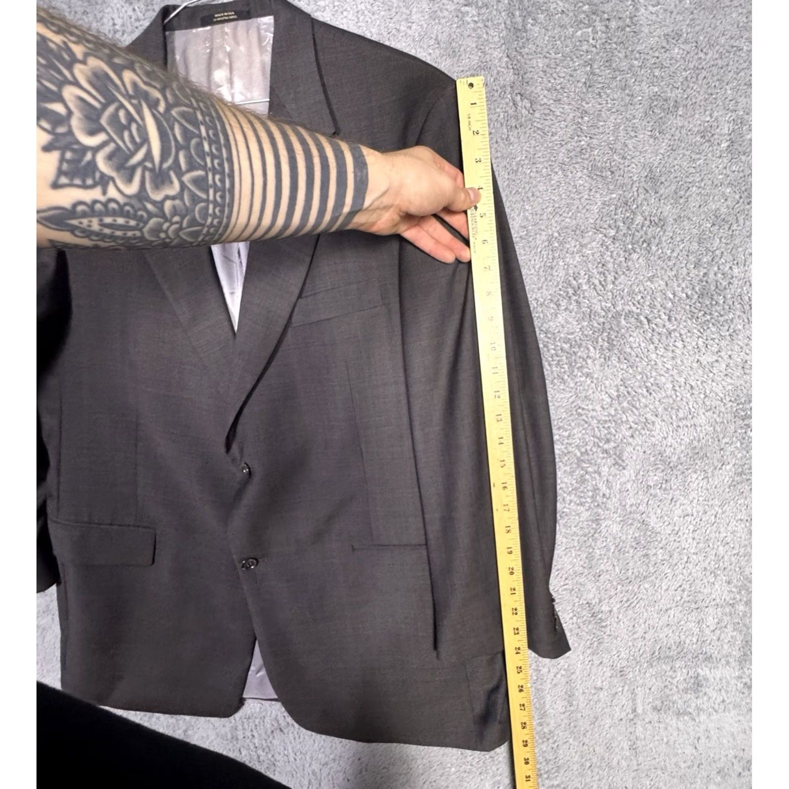 Hart Schaffner Marx Hart Schaffner Marx Gold Trumpeter Suit Mens 46R 42x32 Wool 2 Piece Set Cuffed Size 46R - 6 Thumbnail