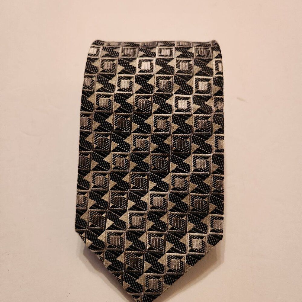 XMI Platinum XMI for Nordstrom men's new gray 100%silk tie 3 3/4" X 60" Size ONE SIZE - 1 Thumbnail