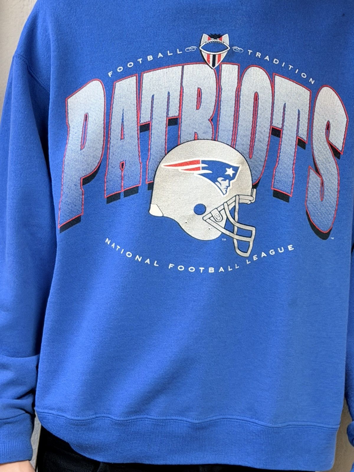 Vintage Vintage blue patriots crewneck Size US M / EU 48-50 / 2 - 2 Thumbnail