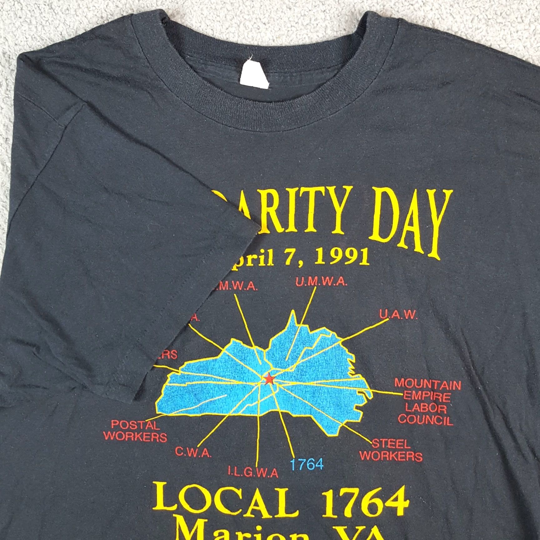 Vintage VINTAGE Screen Stars T-Shirt Mens XL Solid Black 90s Grunge Solidarity Day Marion VA Embroidered Logo Rainbow 90s Vintage Y2K Human Rights Shirt Size US XL / EU 56 / 4 - 4 Thumbnail