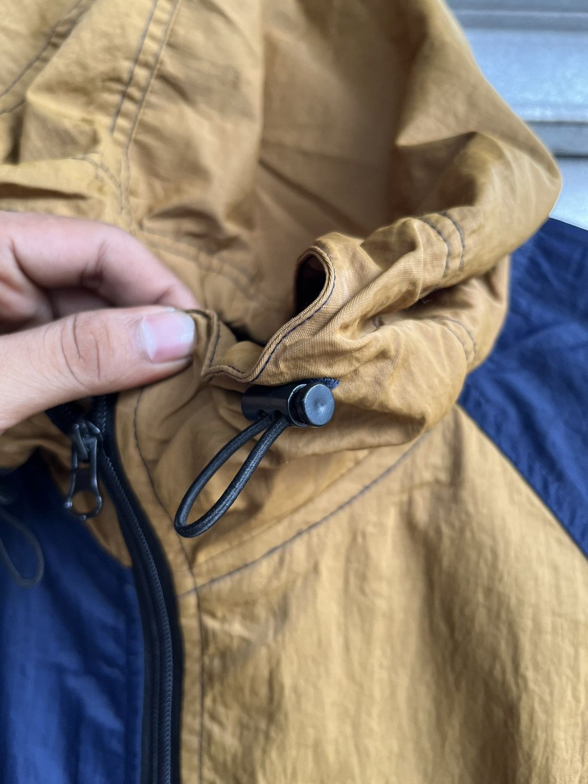 Vintage titicaca mountain wear colour block jacket Size US L / EU 52-54 / 3 - 6 Thumbnail