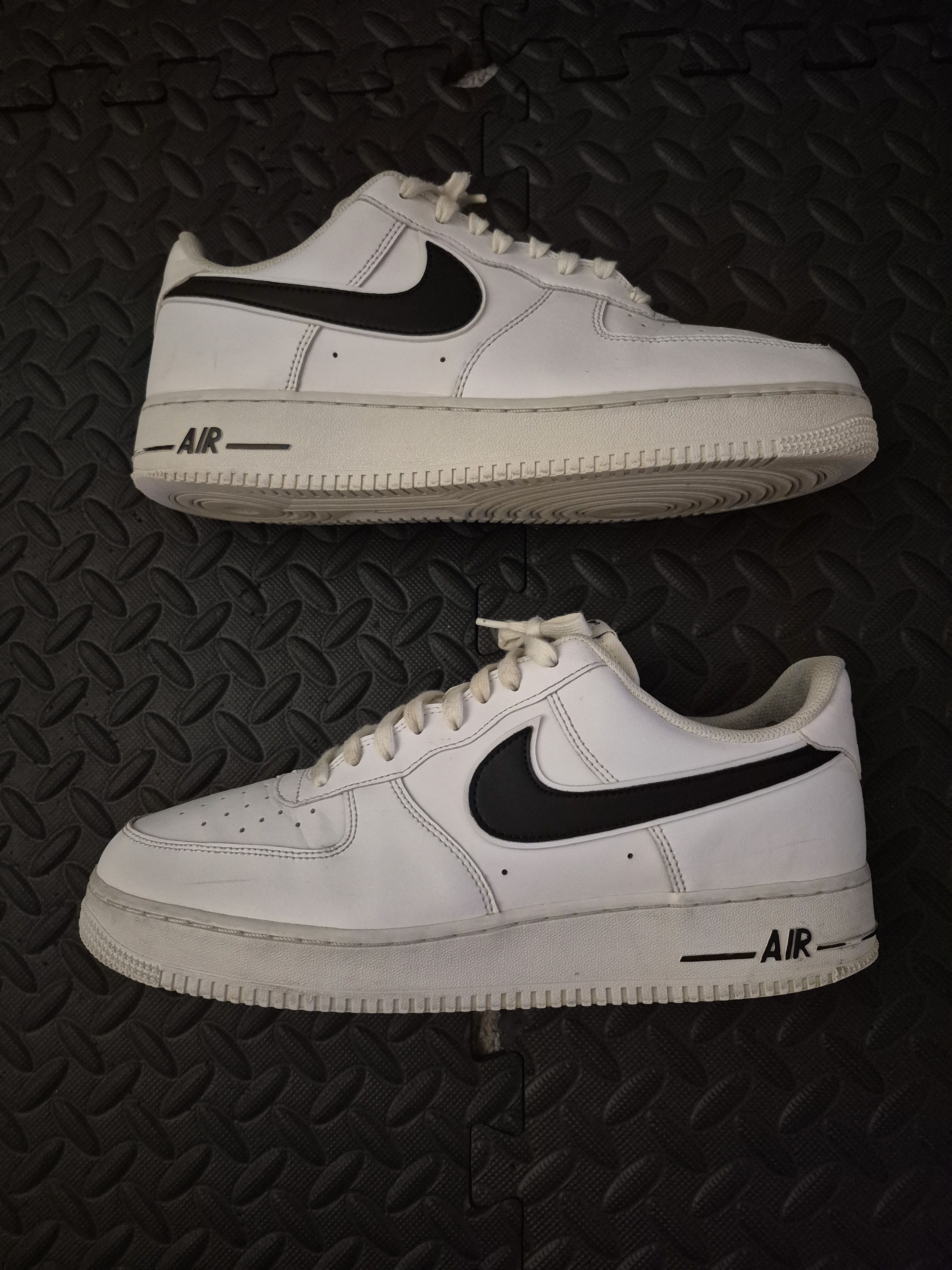 Nike Size 11.5M - Nike Air Force 1 Low WHITE BLACK 2018 Size US 11.5 / EU 44-45 - 3 Thumbnail