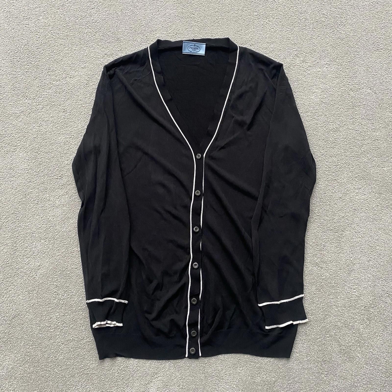 Prada Prada Contrast Button Up Cardigan Size 46 Women’s Size L / US 10 / IT 46 - 1 Thumbnail