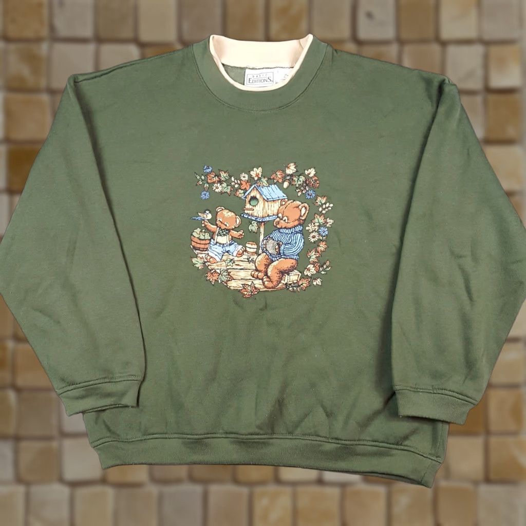 Basic Editions VINTAGE Basic Editions Sweatshirt Women's L Green 90s Teddy Bear Leaves Crewneck Pullover Sweatshirt Size L / US 10 / IT 46 - 1 Thumbnail