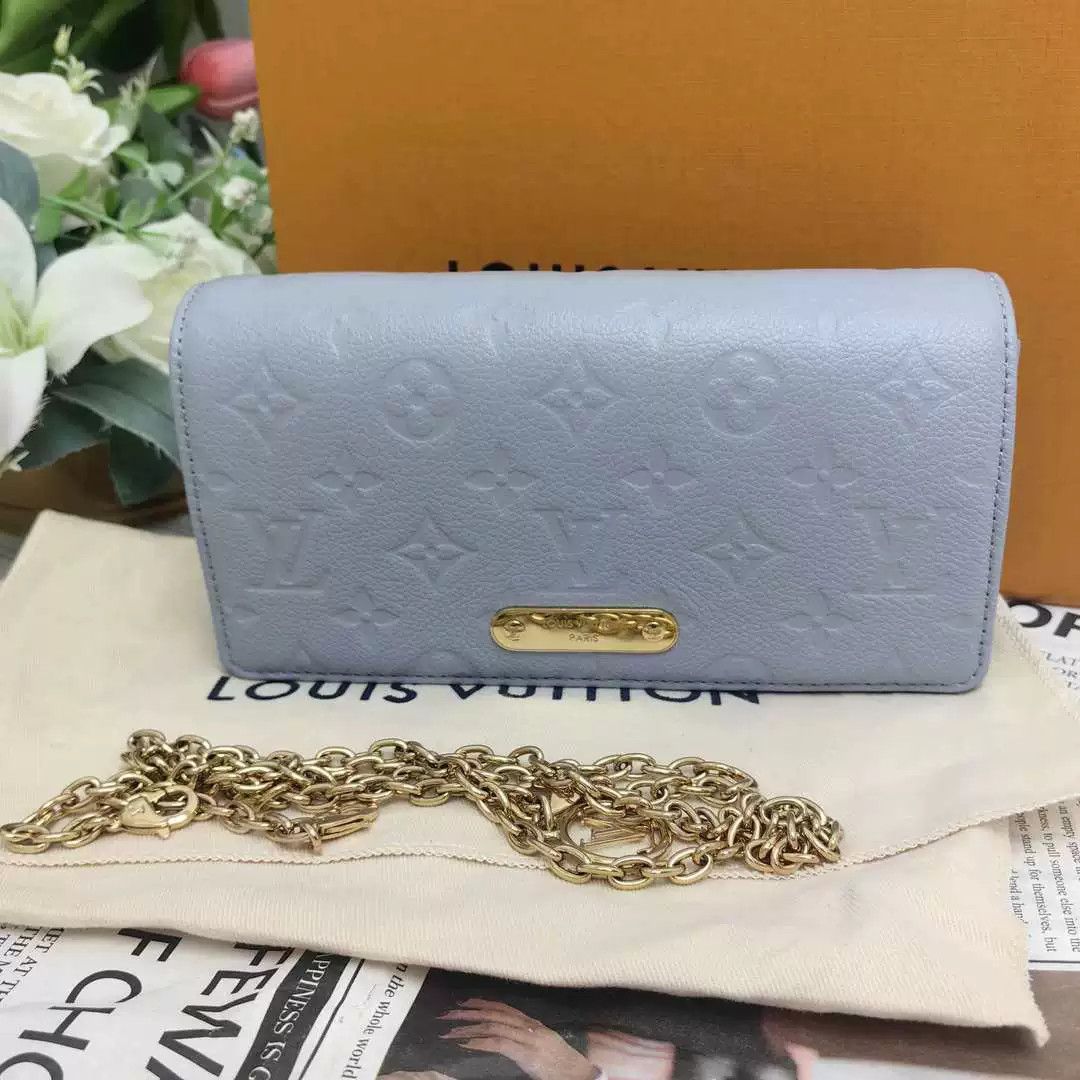 Louis Vuitton Pre-loved Bag Very good condition Size ONE SIZE - 1 Thumbnail