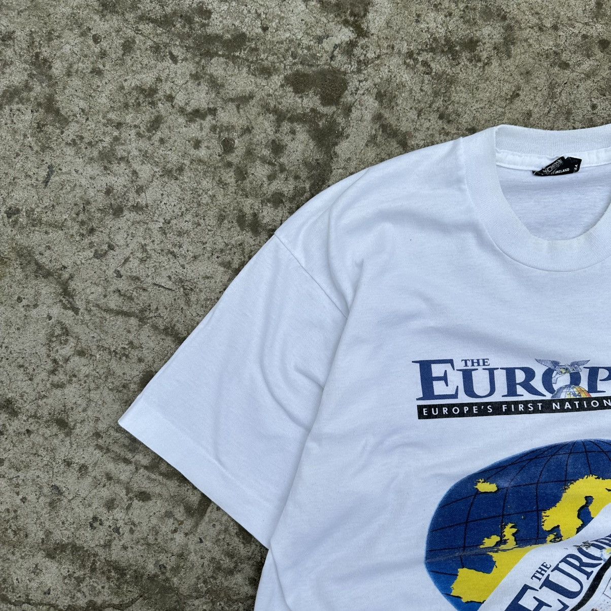 POST ARCHIVE FACTION (PAF) VTG Adult The European T-shirts First National Newspaper 90s Size US XL / EU 56 / 4 - 5 Thumbnail