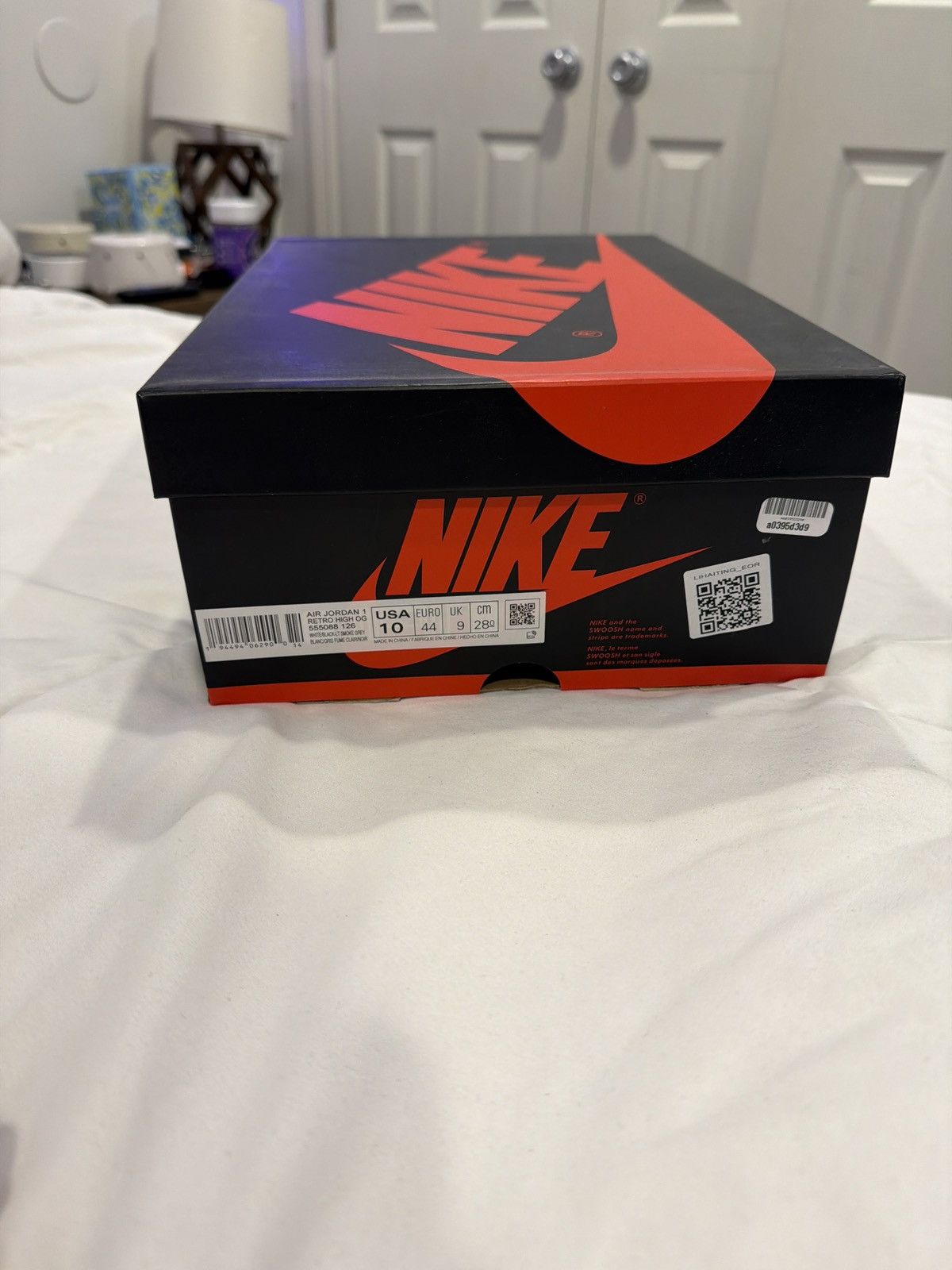 Jordan Brand Air Jordan 1 Retro High OG ‘Smoke Grey’ Size US 10 / EU 43 - 6 Thumbnail