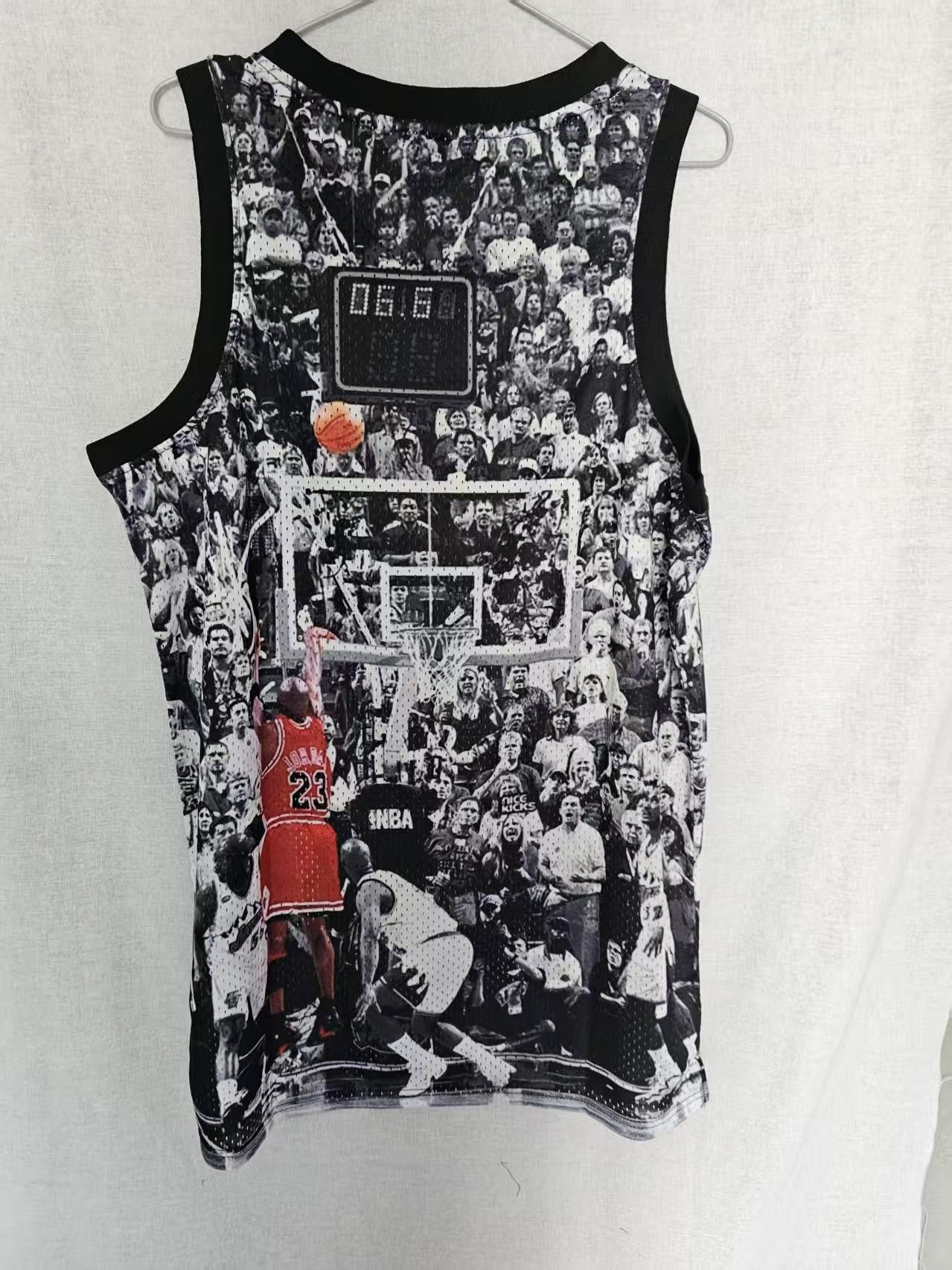 NBA Black Bulls 23 Michael Jordan Jersey XL Size US XL / EU 56 / 4 - 3 Thumbnail