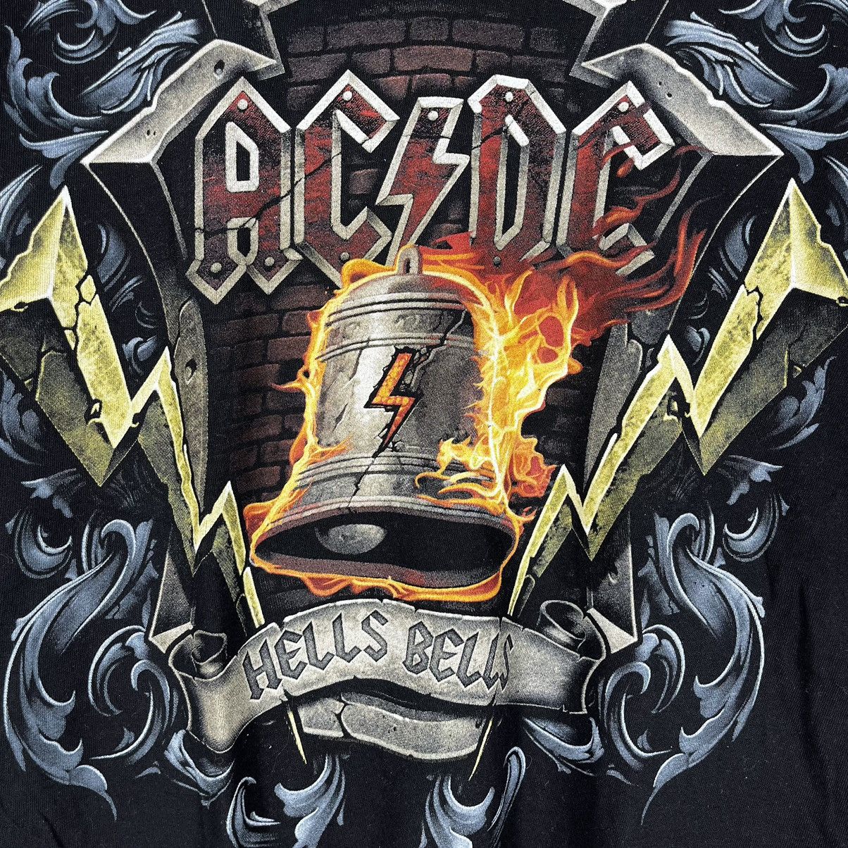 Band Tees ACDC Liquid Blue T-Shirt Tee Vintage Style Rock Shirt y2k Size US M / EU 48-50 / 2 - 3 Thumbnail