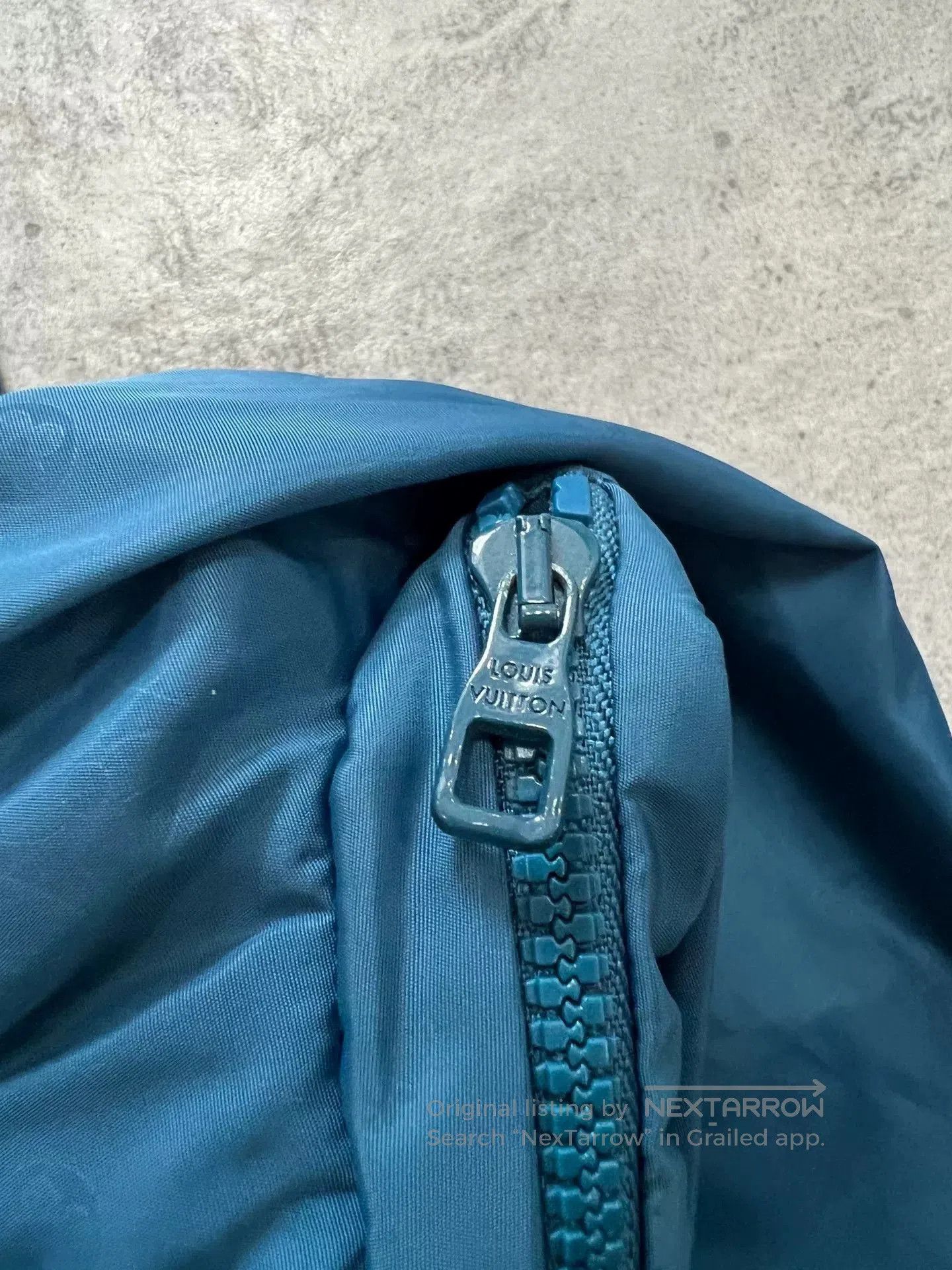 Louis Vuitton Louis Vuitton Logo 3D Beach Shorts. Size US 26 / EU 42 - 6 Thumbnail