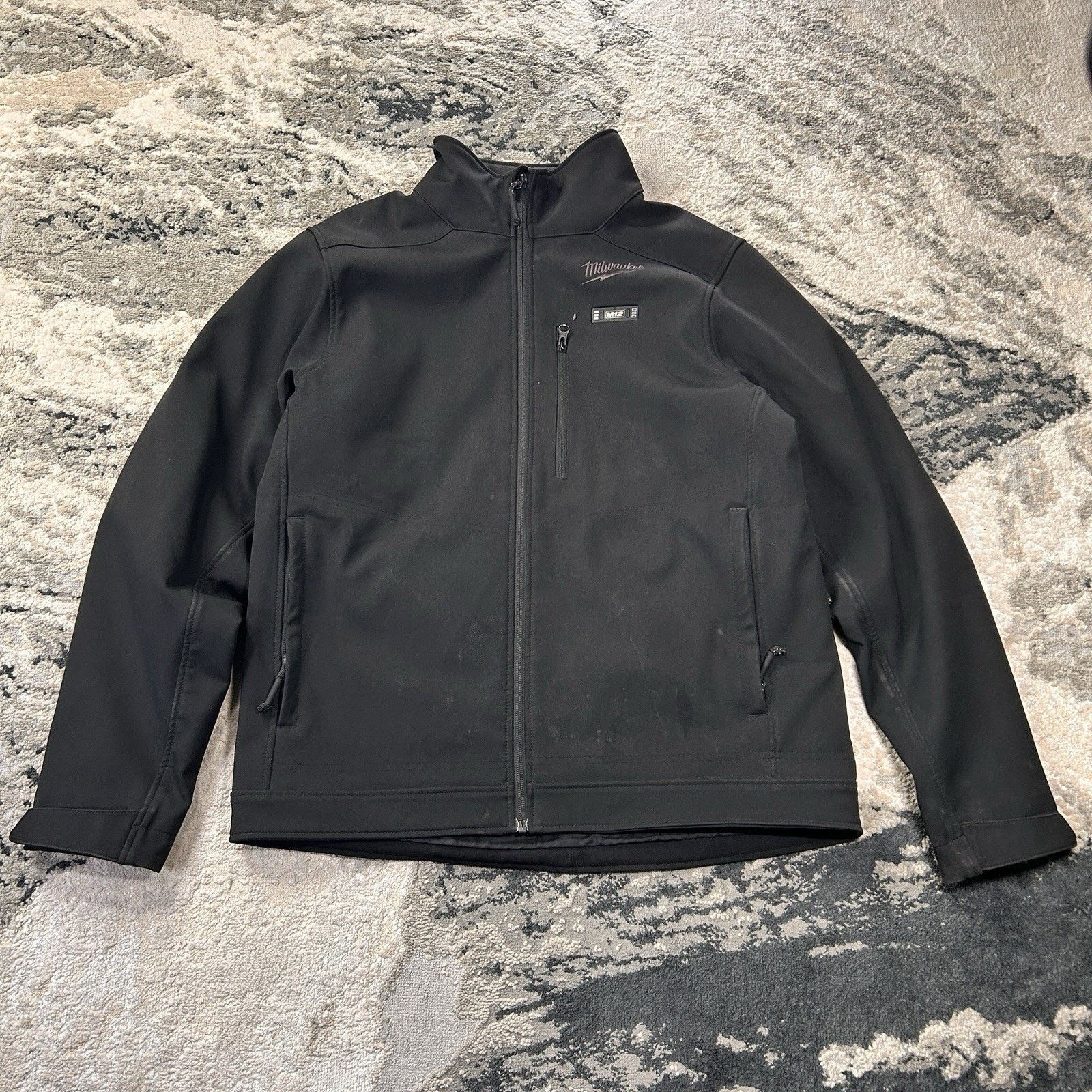 & Other Stories Milwaukee M12 Heated Softshell with 4.0 Ah Battery Pack Sz M Size US M / EU 48-50 / 2 - 1 Thumbnail