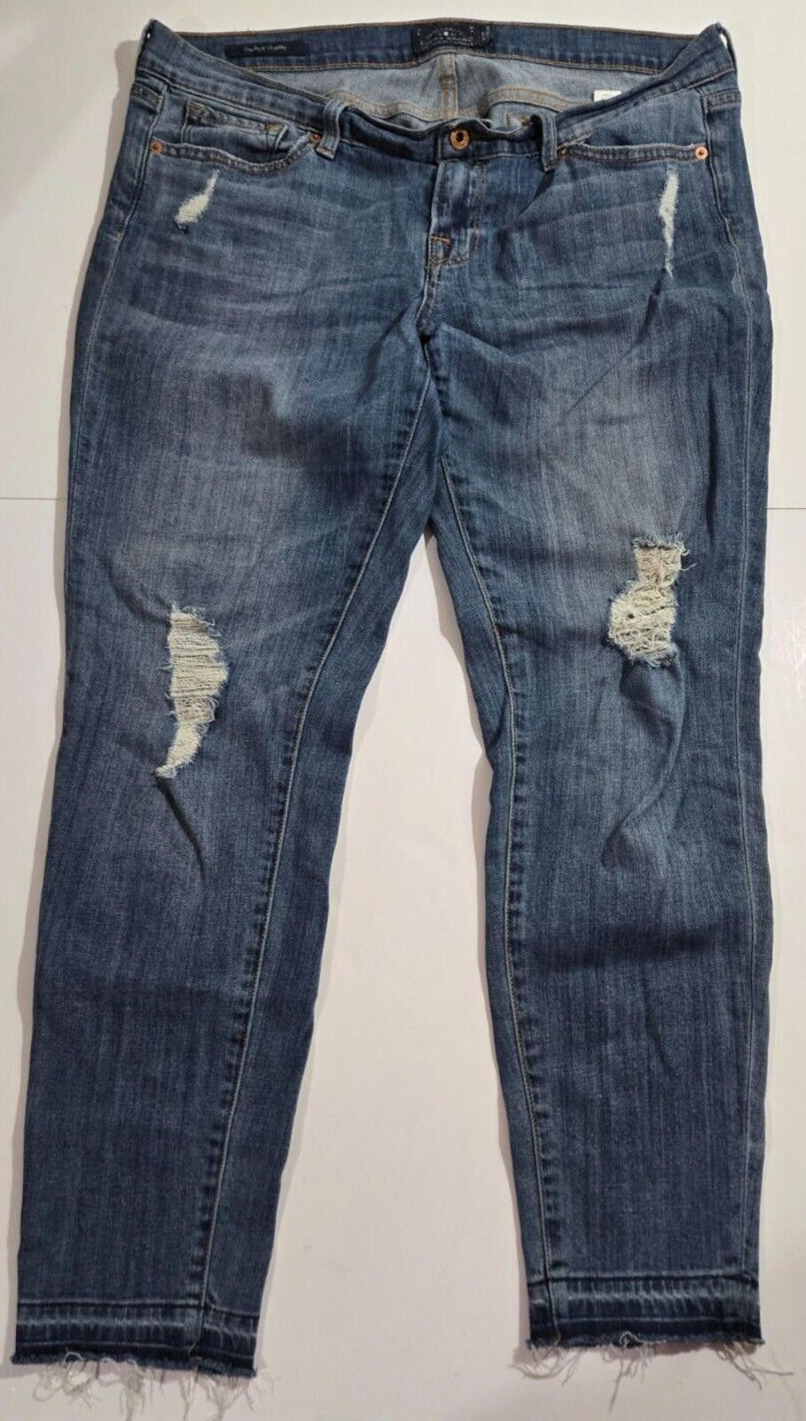 Designer Women's Lucky Jeans Charlie Skinny Distressed Denim 12/31 Size 34" / US 12 / IT 48 - 1 Thumbnail