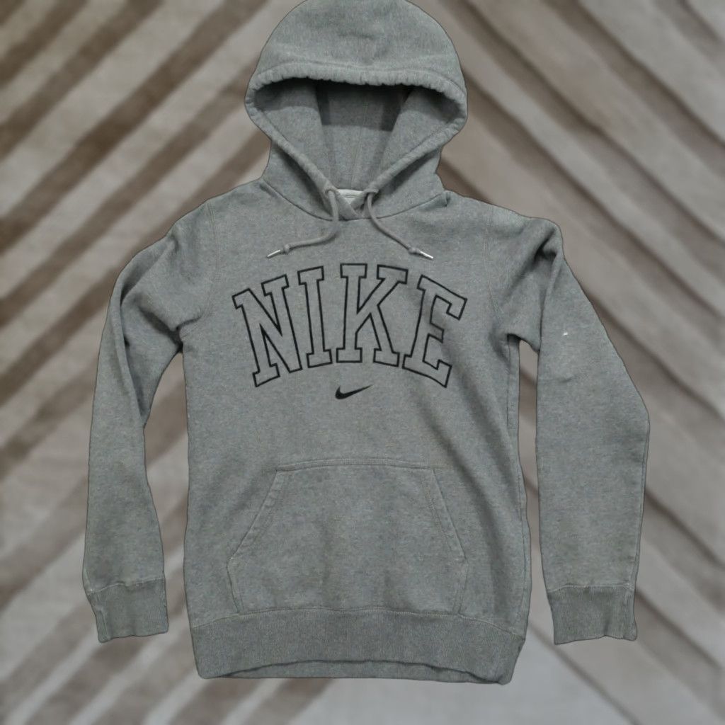 Nike VINTAGE Nike Hoodie Mens S Grey Pullover Swoosh Logo Spell Out Adult Size US S / EU 44-46 / 1 - 1 Thumbnail
