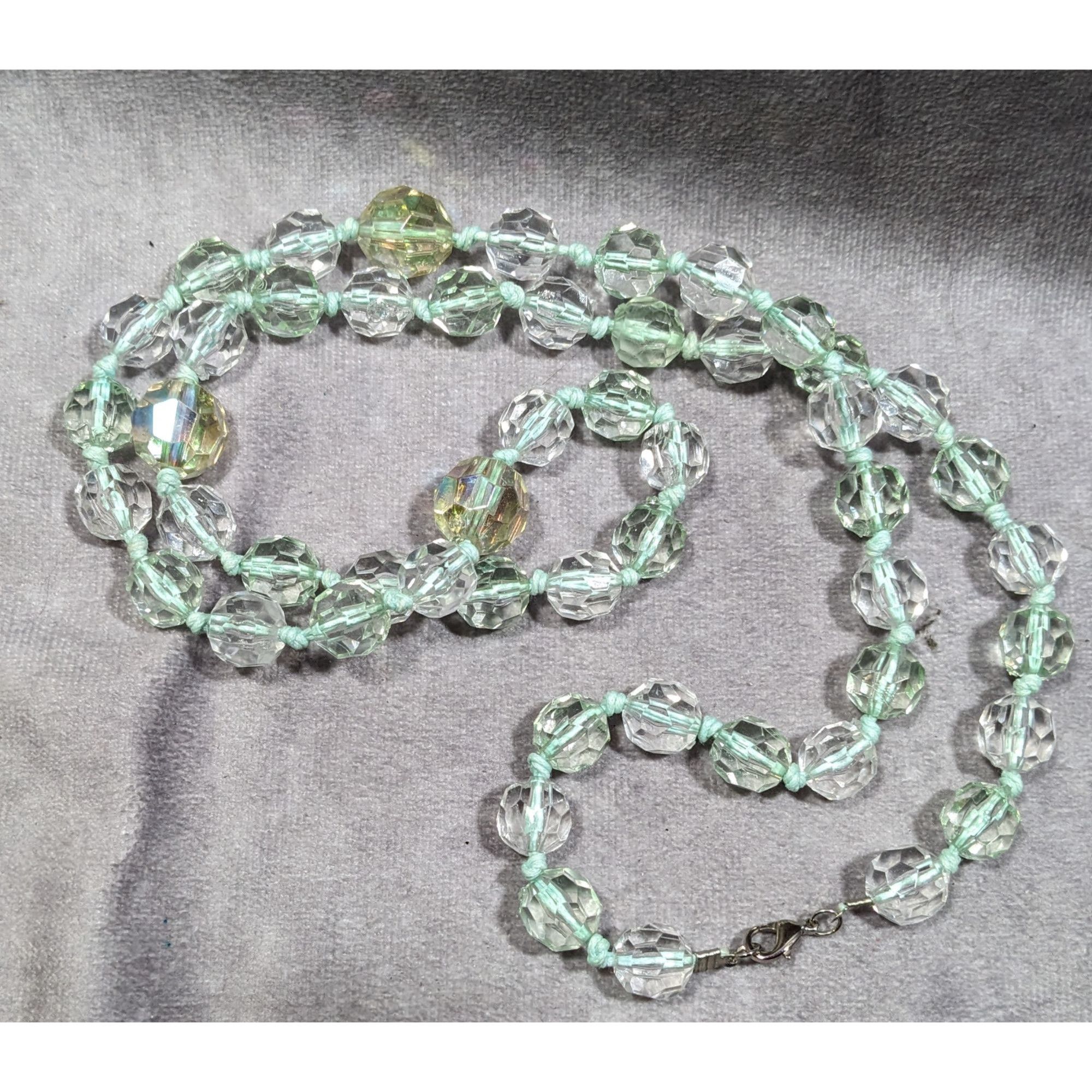 Other Vintage Glam Translucent Mint Green Beaded Necklace Size ONE SIZE - 5 Thumbnail