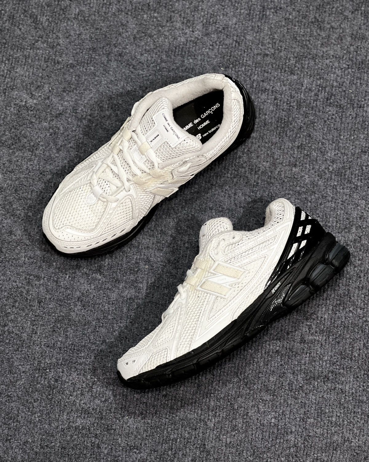 Comme des Garcons × New Balance New Balance x Comme des Garcons Homme 1906R White Size US 10 / EU 43 - 3 Thumbnail