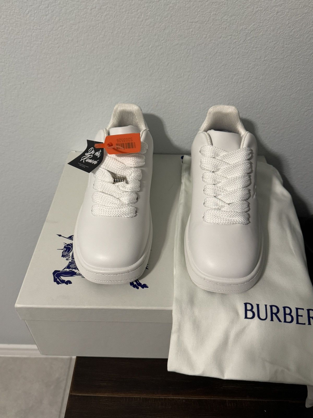 Burberry Burberry White Shoes Size IT40 Size US 9 / EU 42 - 5 Thumbnail
