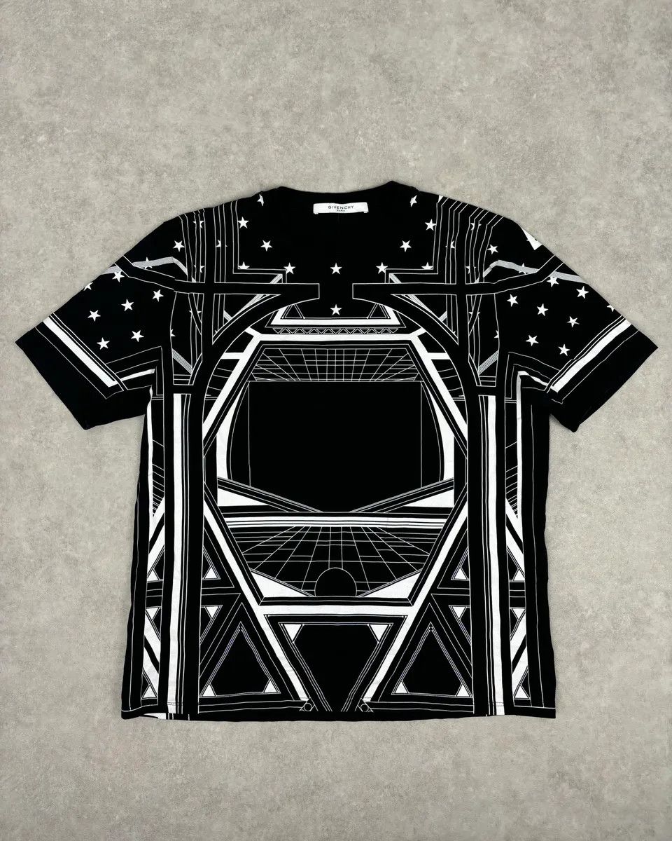 Givenchy SS2016 Givenchy Black Geometric Print T-Shirt by Riccardo Tisci Size US M / EU 48-50 / 2 - 1 Thumbnail