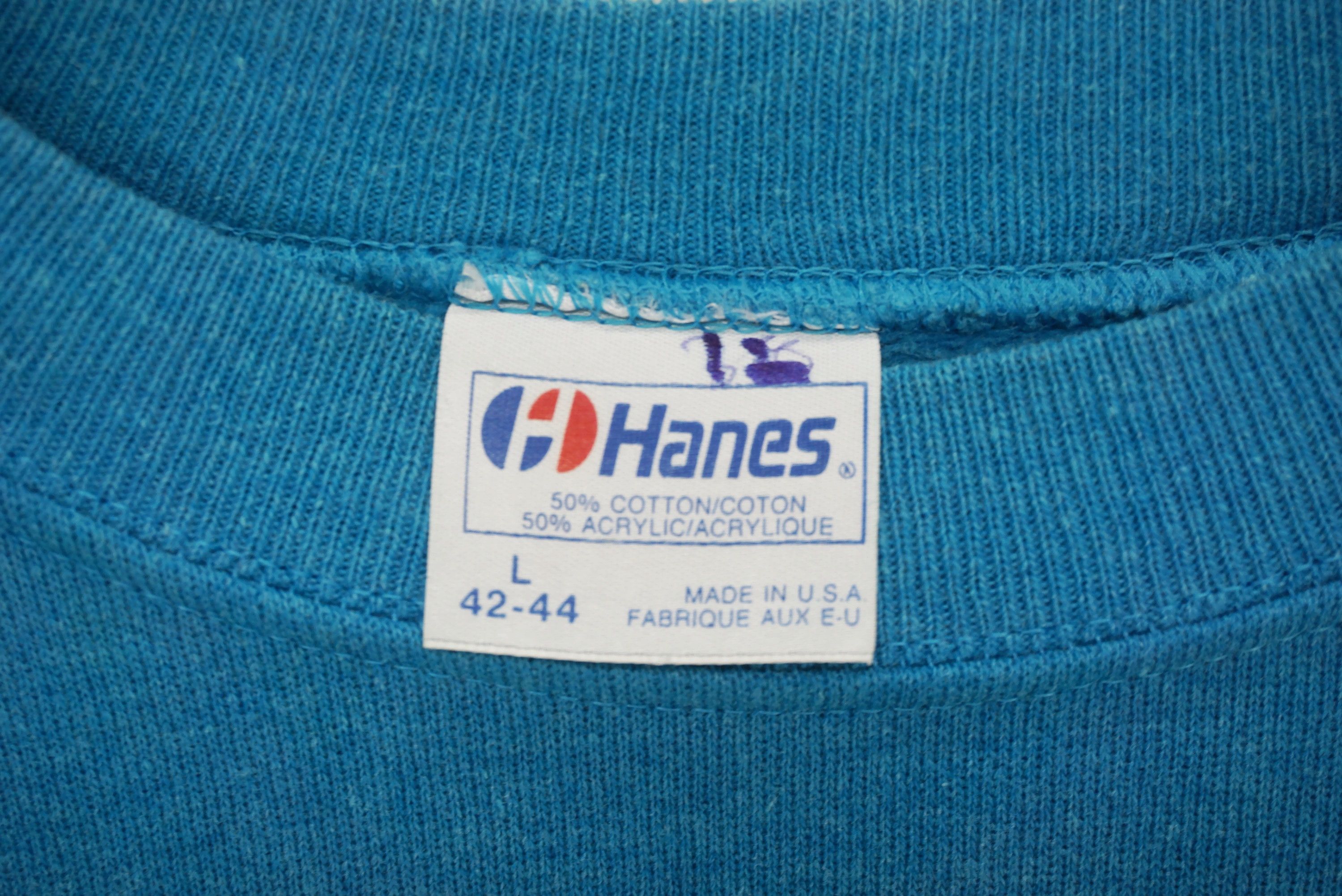 Hanes Vintage Royal Courts Fitness Center Hanes Sweatshirt USA Size US L / EU 52-54 / 3 - 7 Thumbnail