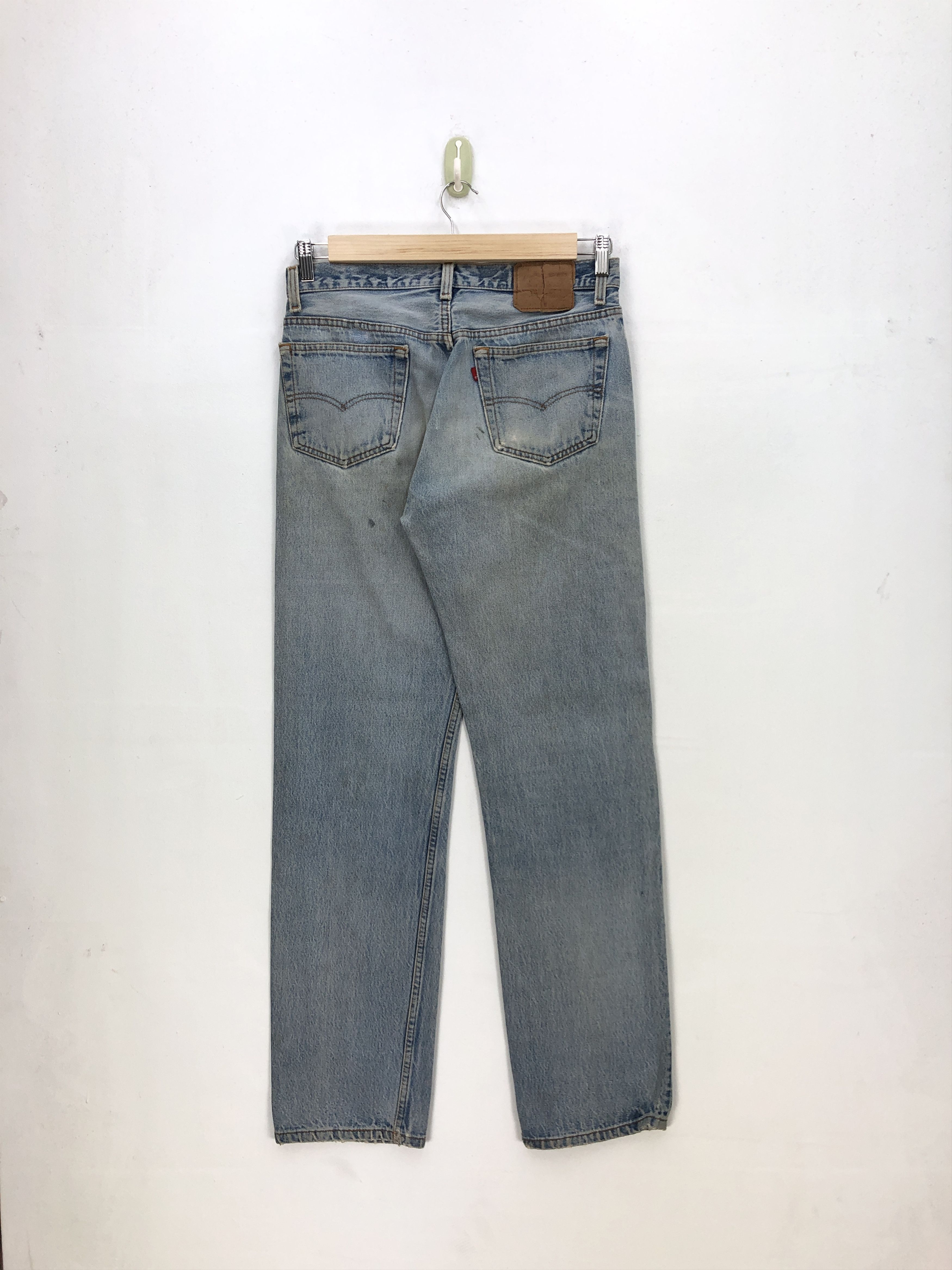 Levi's Vintage Levis 501 Light Wash Jeans Levi's Grunge Faded Denim Size US 32 / EU 48 - 2 Thumbnail