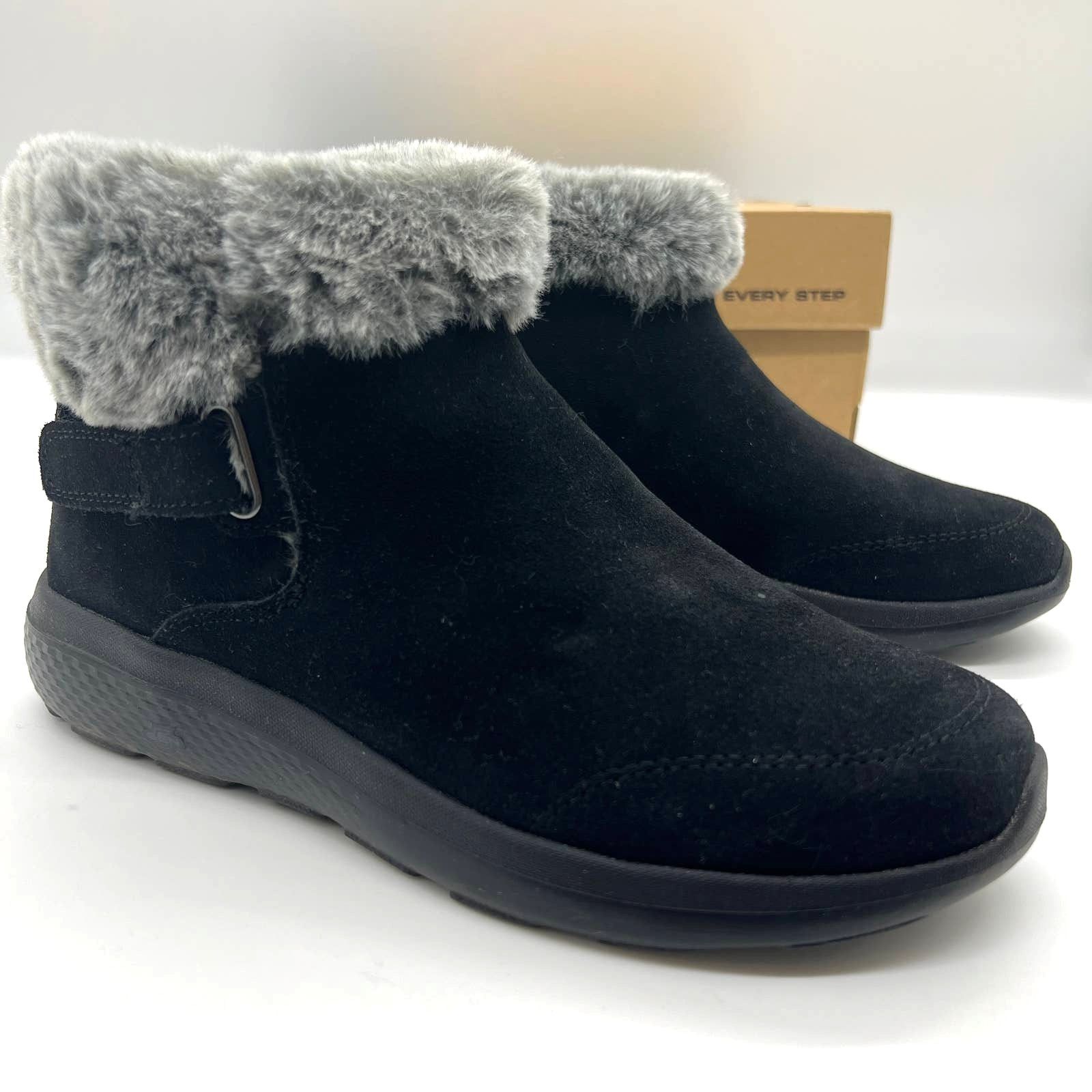 SKECHERS Skechers Ankle Boots Size 6 On the GO City 2 Black Suede Size US 6 / IT 36 - 1 Thumbnail