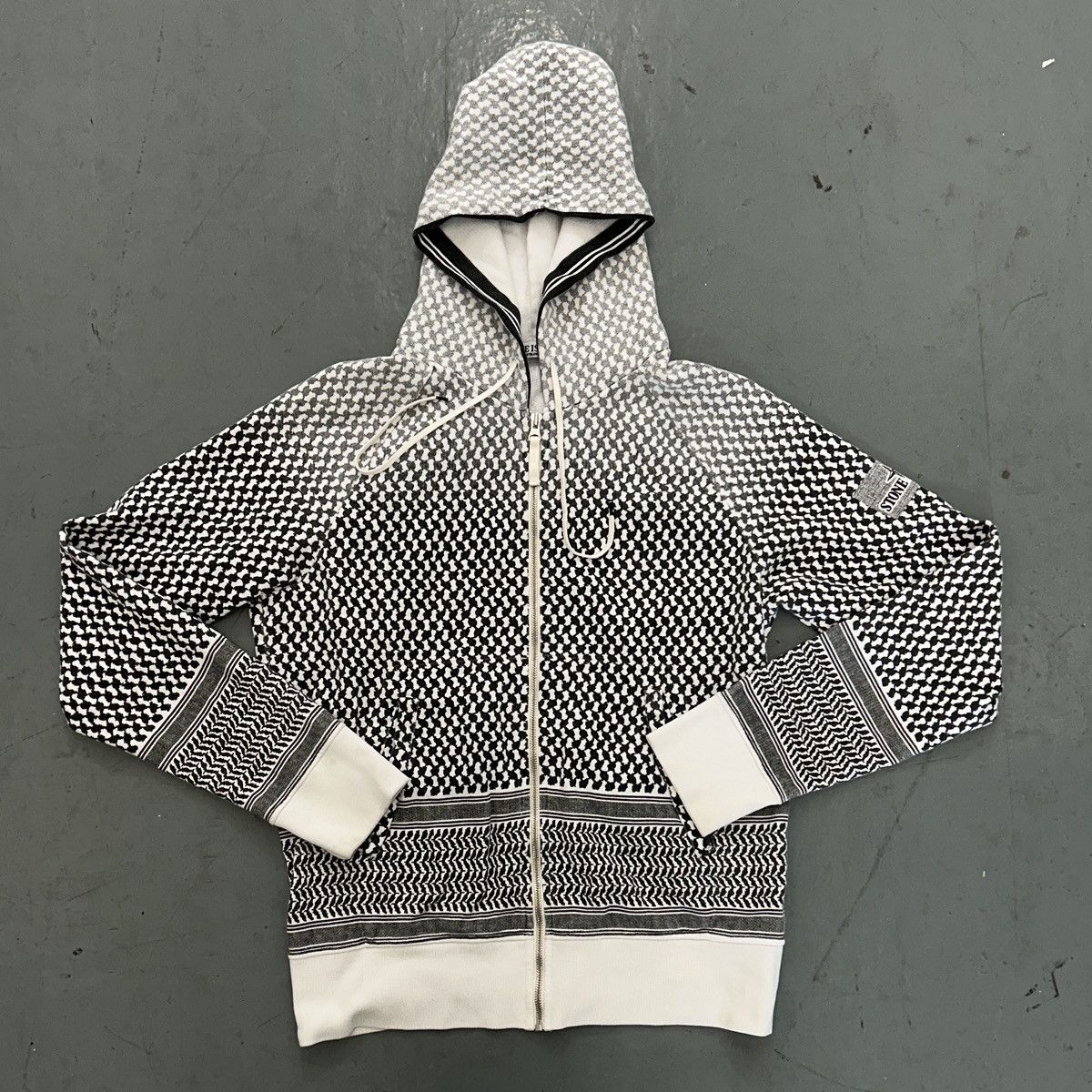 Stone Island Vintage stone island zip up hoodie Size US L / EU 52-54 / 3 - 1 Thumbnail