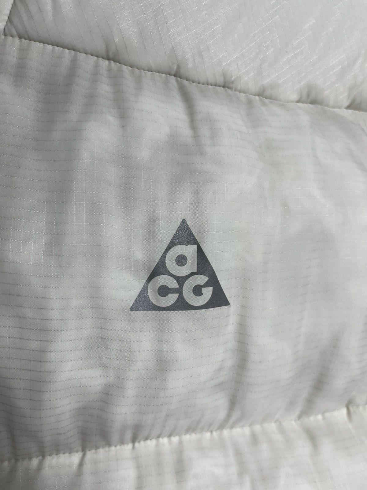 Nike ACG Nike ACG Therma Fit Puffer Vest White luminescent Jacket Size US L / EU 52-54 / 3 - 6 Thumbnail