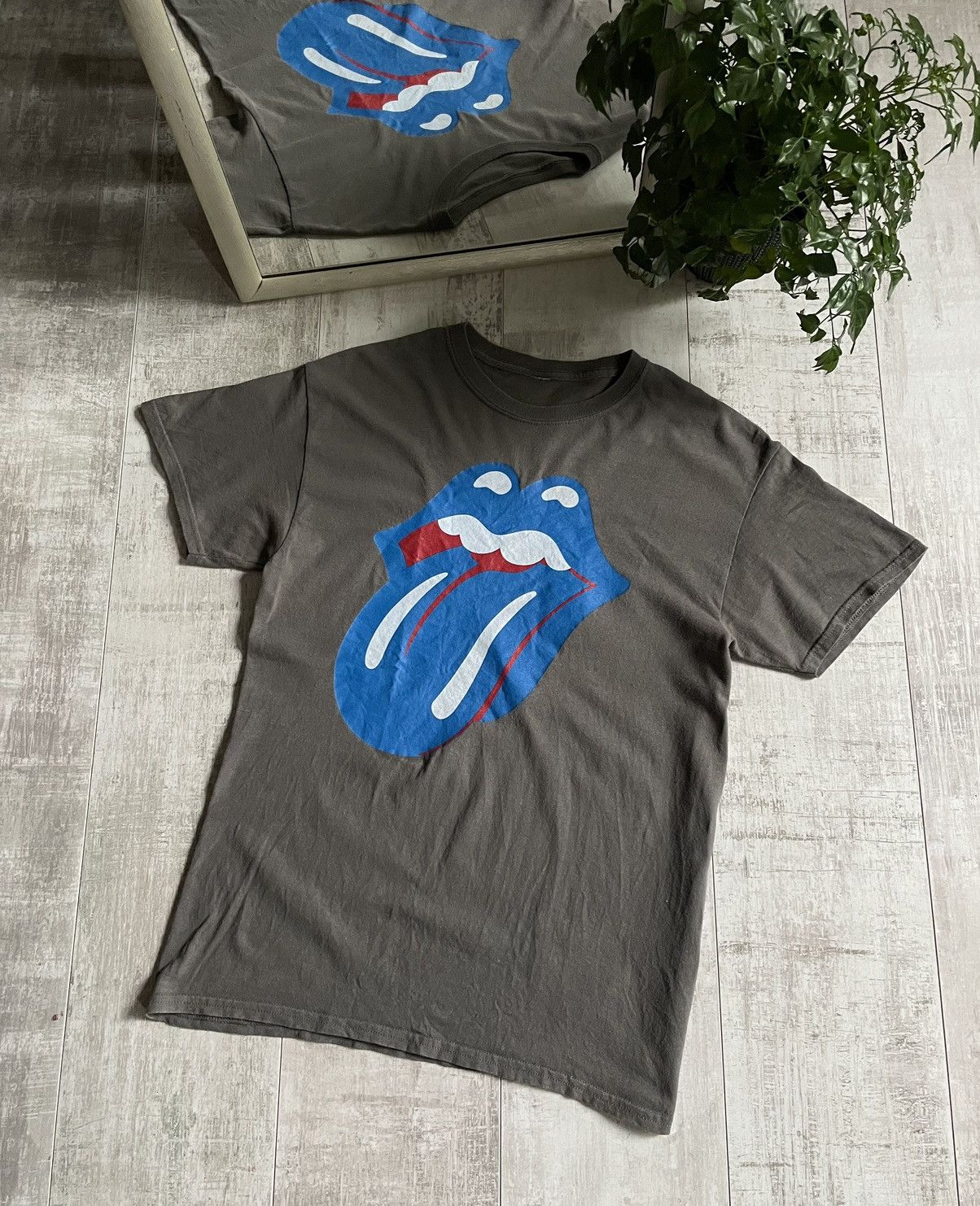 Band Tees × The Rolling Stones × Vintage The Rolling Stones Vintage T-Shirt Y2K Blue Logo RARE Size US M / EU 48-50 / 2 - 1 Thumbnail