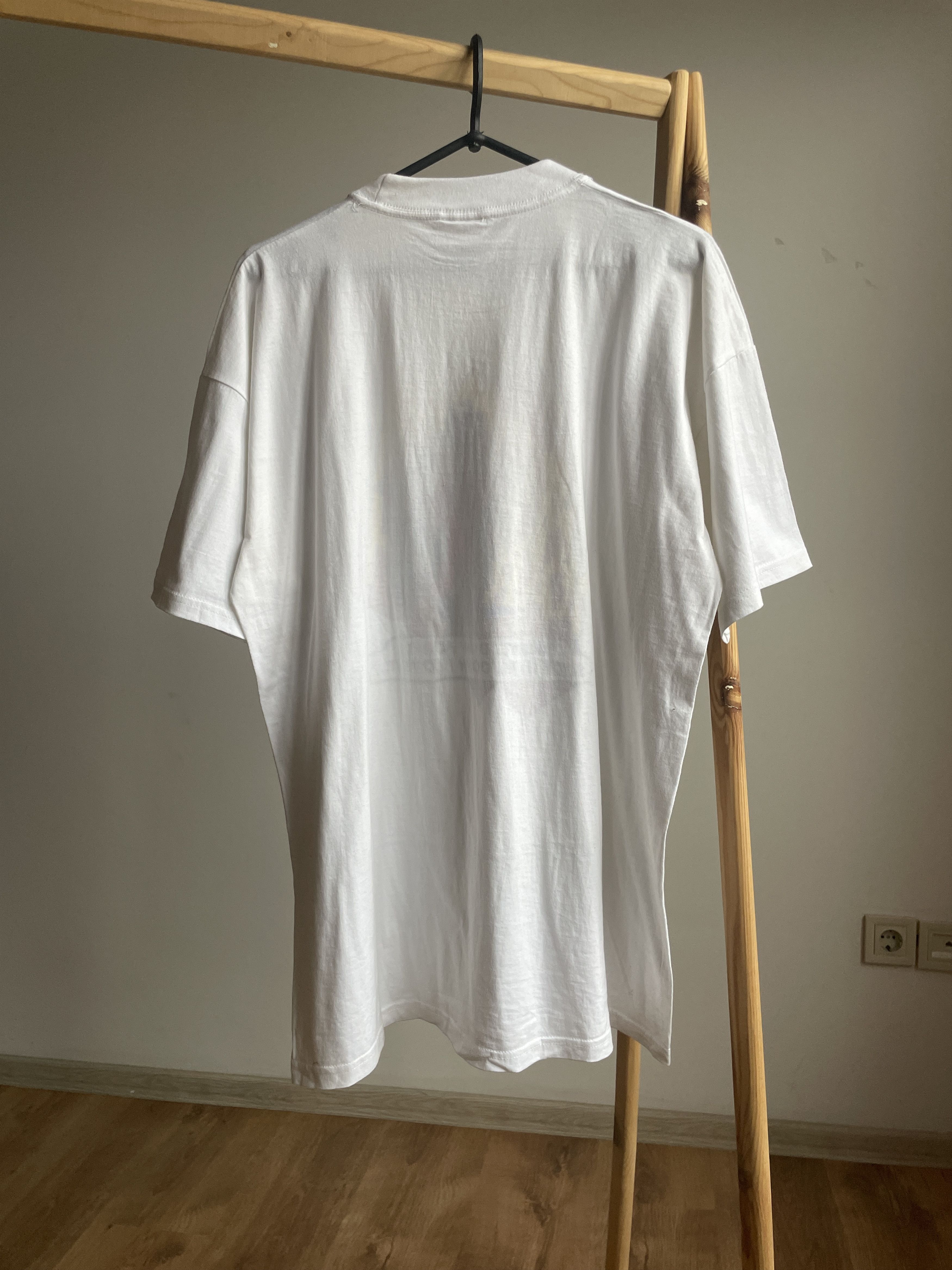 Vintage Vintage 90's Racing Graphic T-Shirt Size XL Size US XL / EU 56 / 4 - 2 Thumbnail